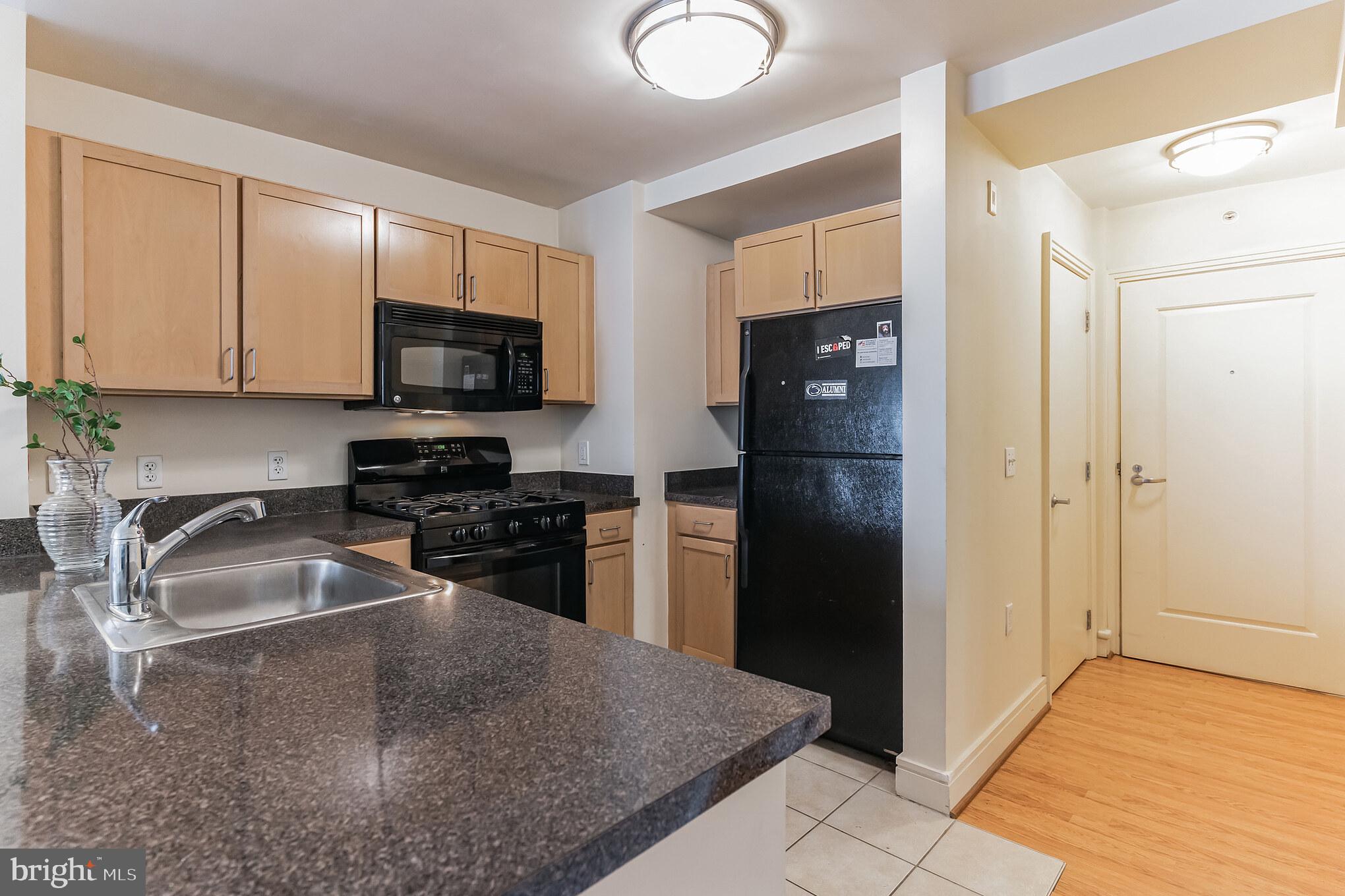 800 4TH STREET SW N212