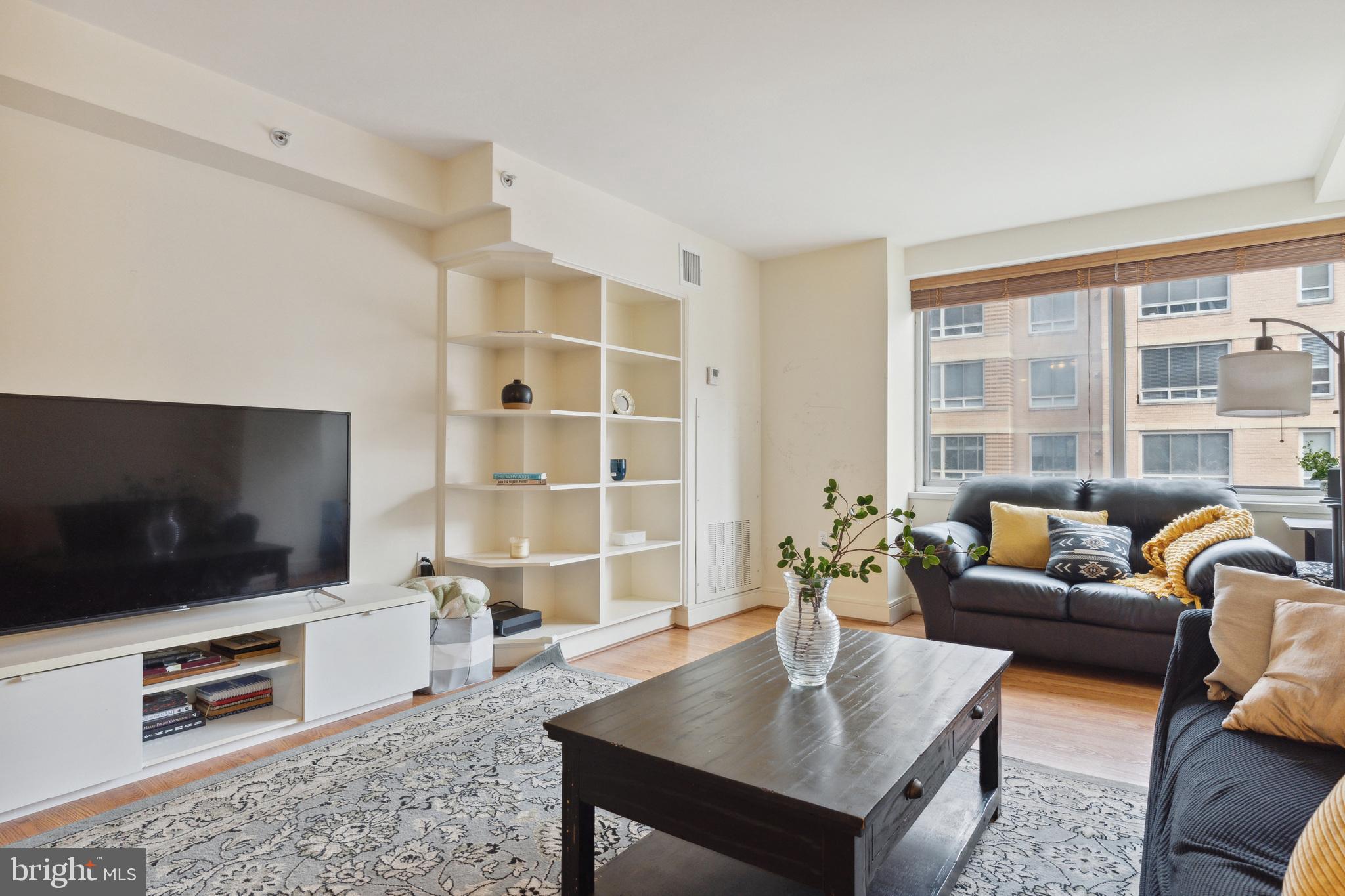 800 4TH STREET SW N212
