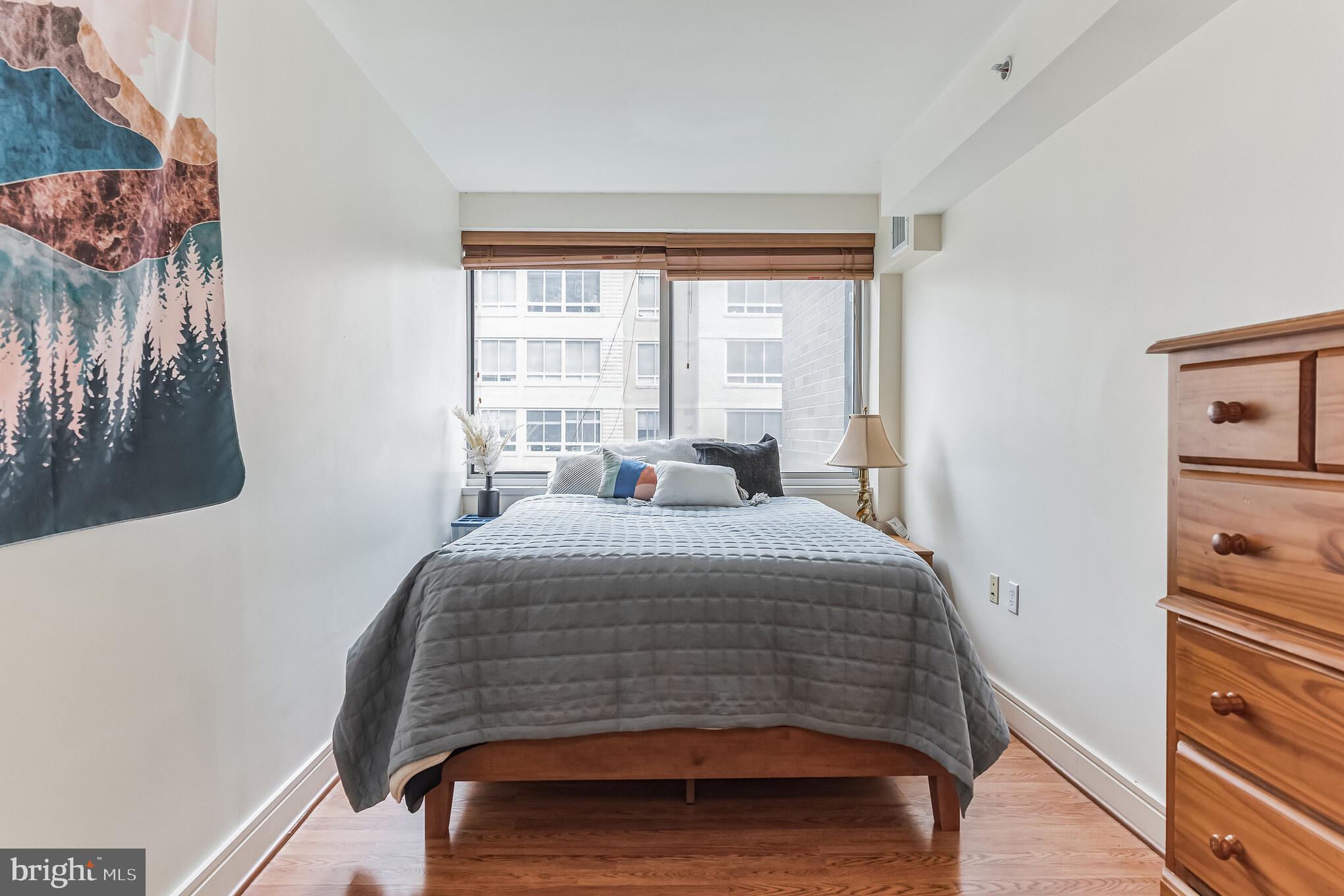 800 4TH STREET SW N212