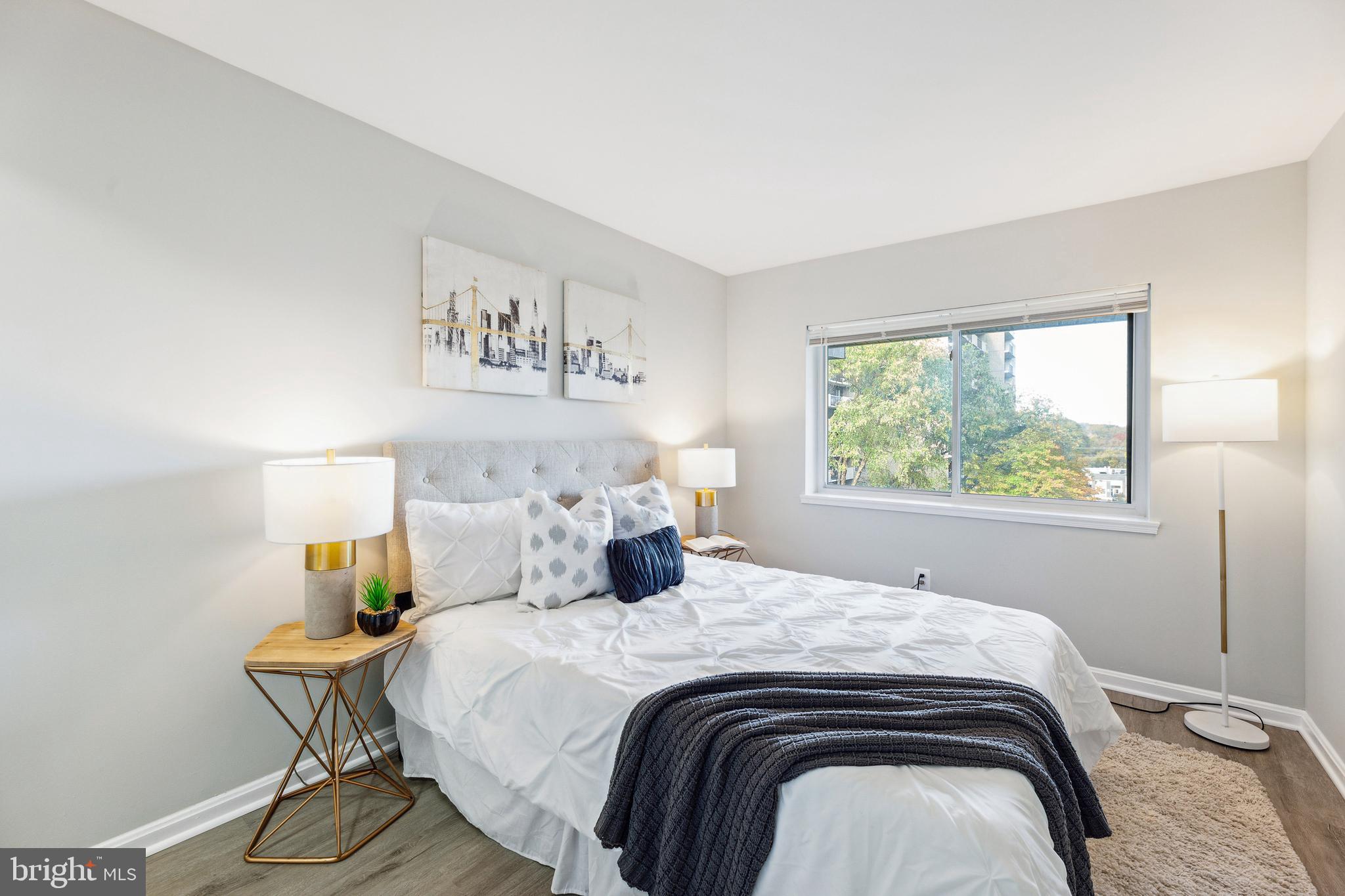 3437 SUMMIT COURT NE 3437