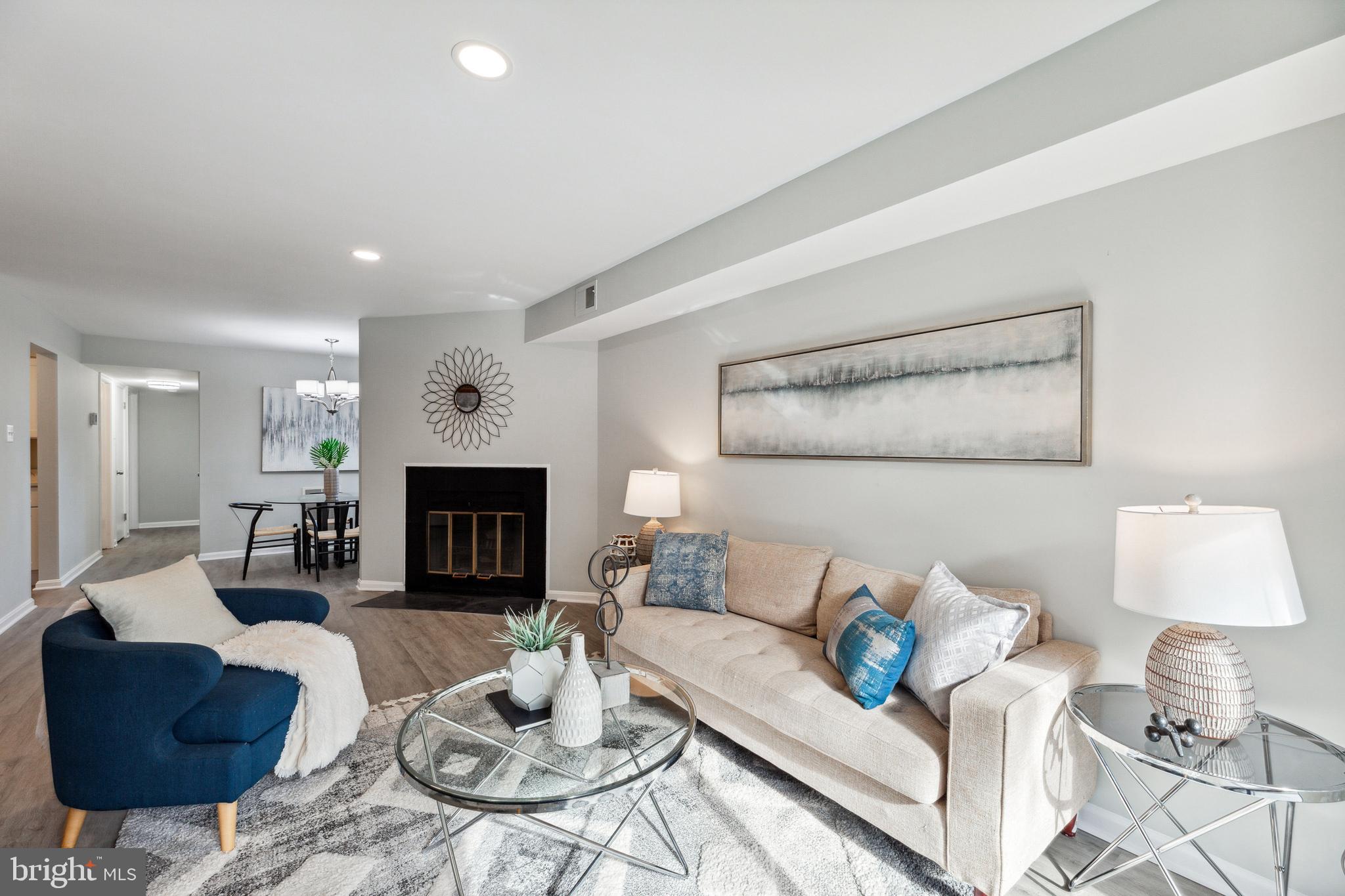 3437 SUMMIT COURT NE 3437