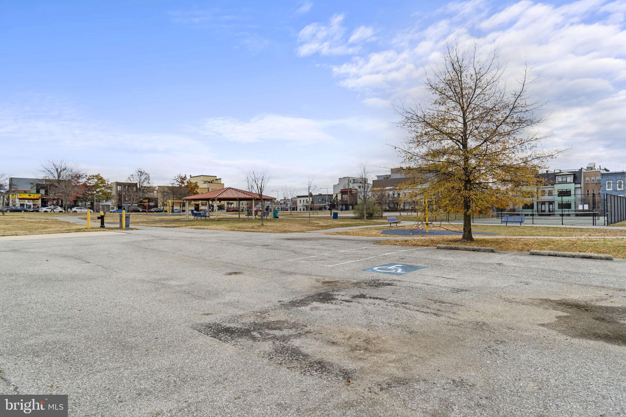 737 IRVING STREET NW 2