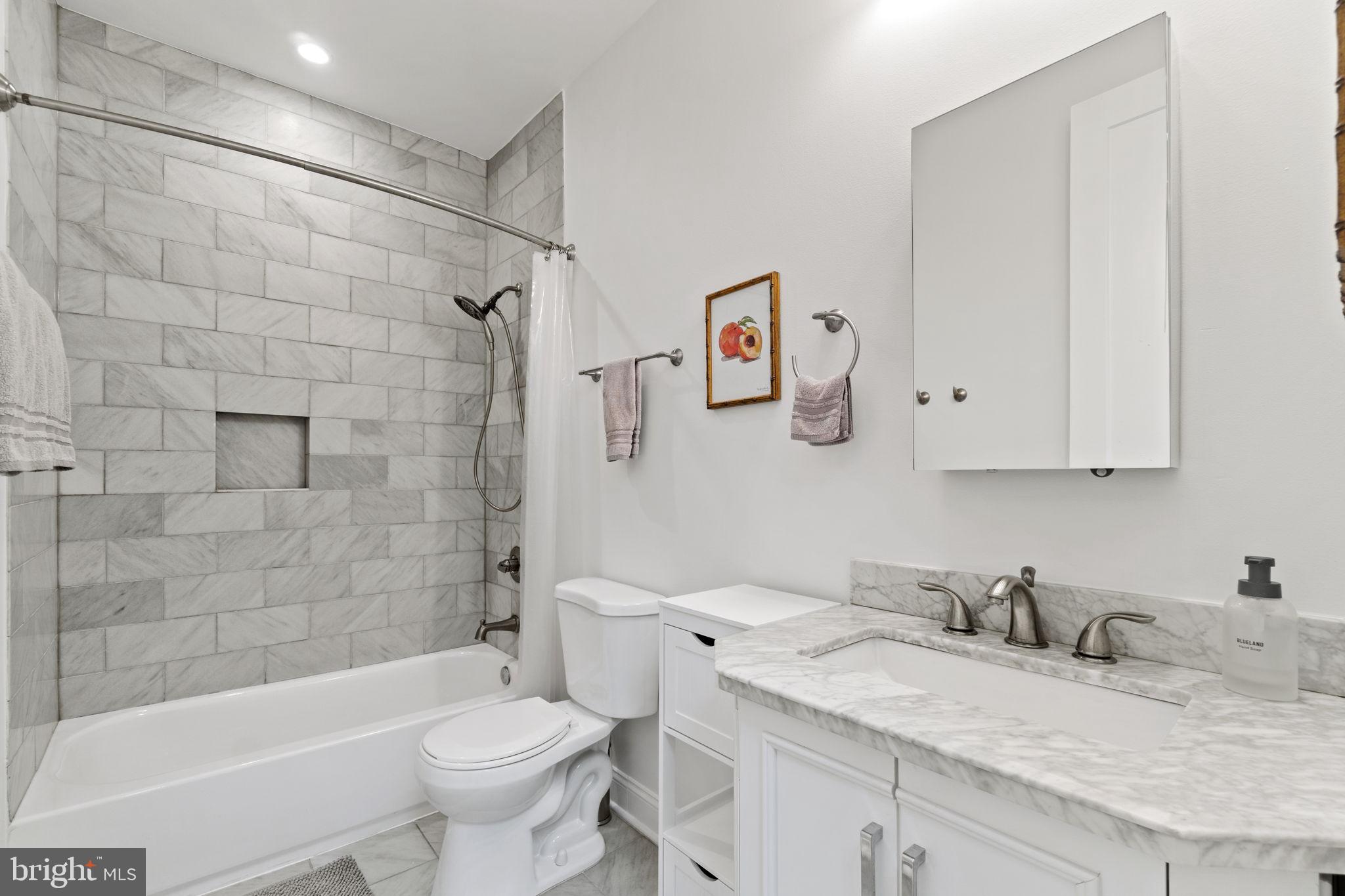 737 IRVING STREET NW 2