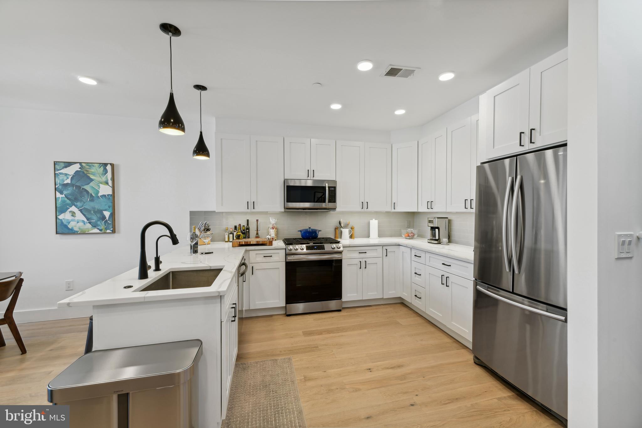 646 NEWTON PLACE NW 301