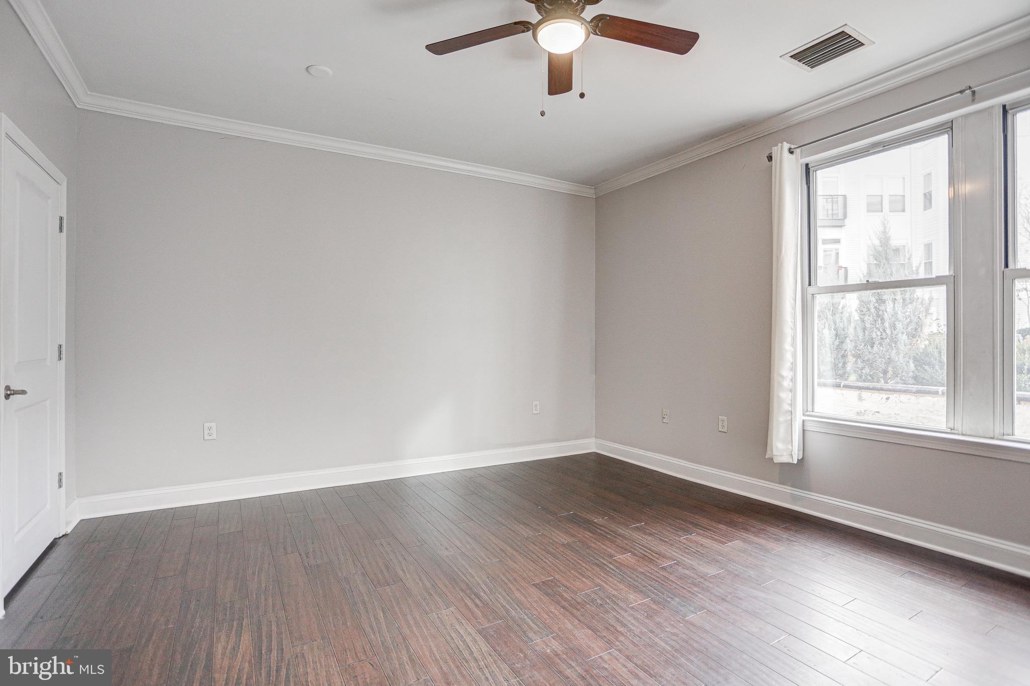 1391 PENNSYLVANIA AVENUE SE 242