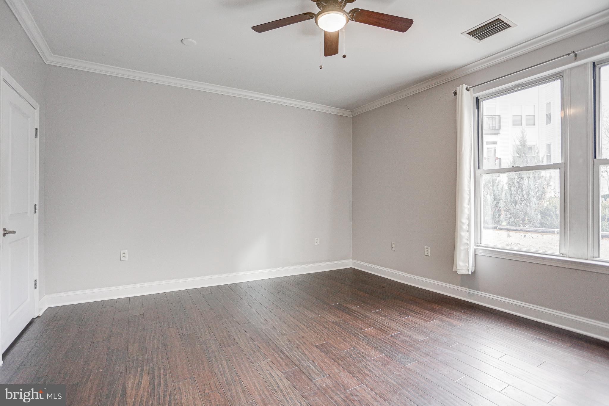 1391 PENNSYLVANIA AVENUE SE 242