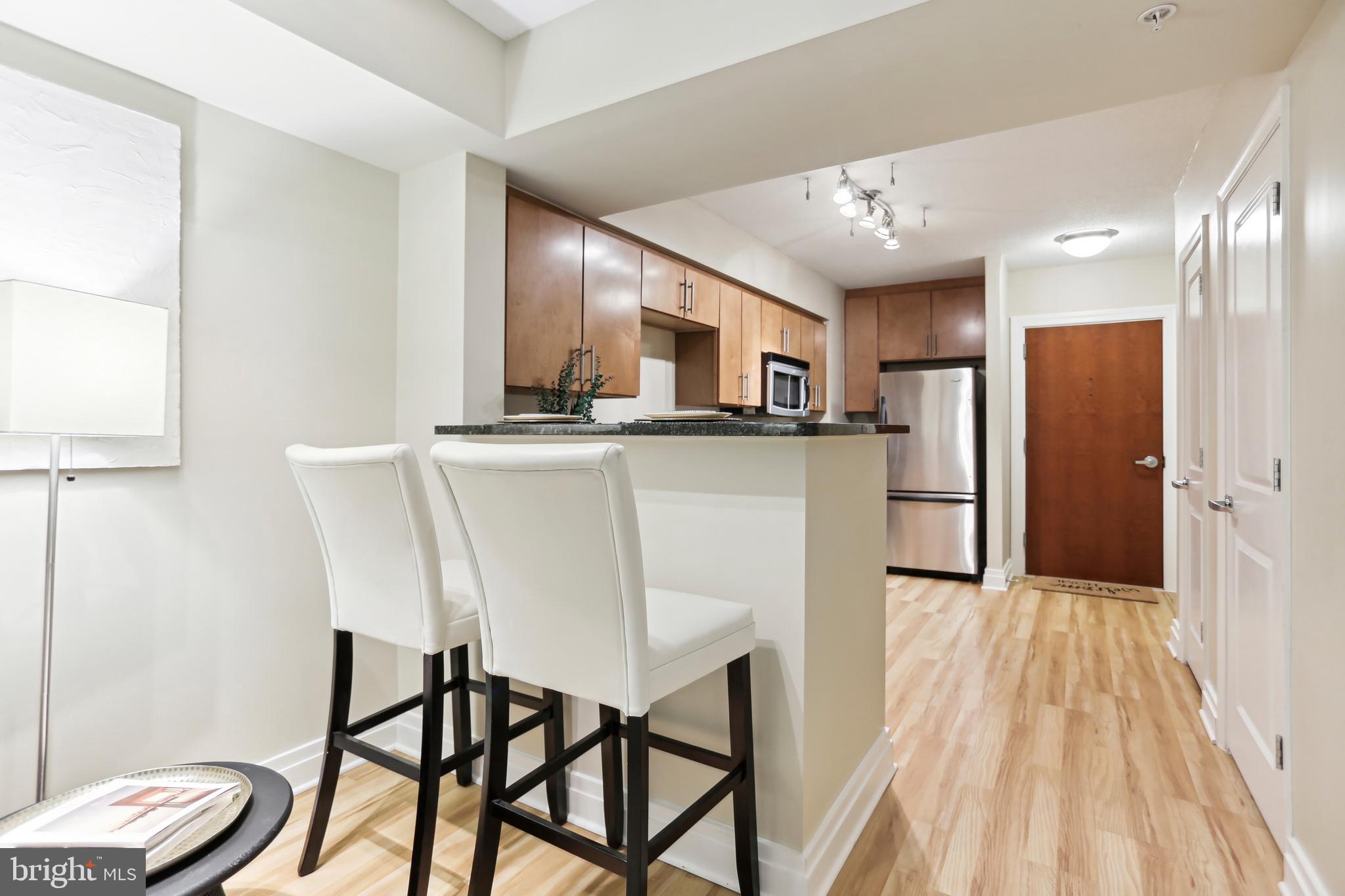 915 E STREET NW 306