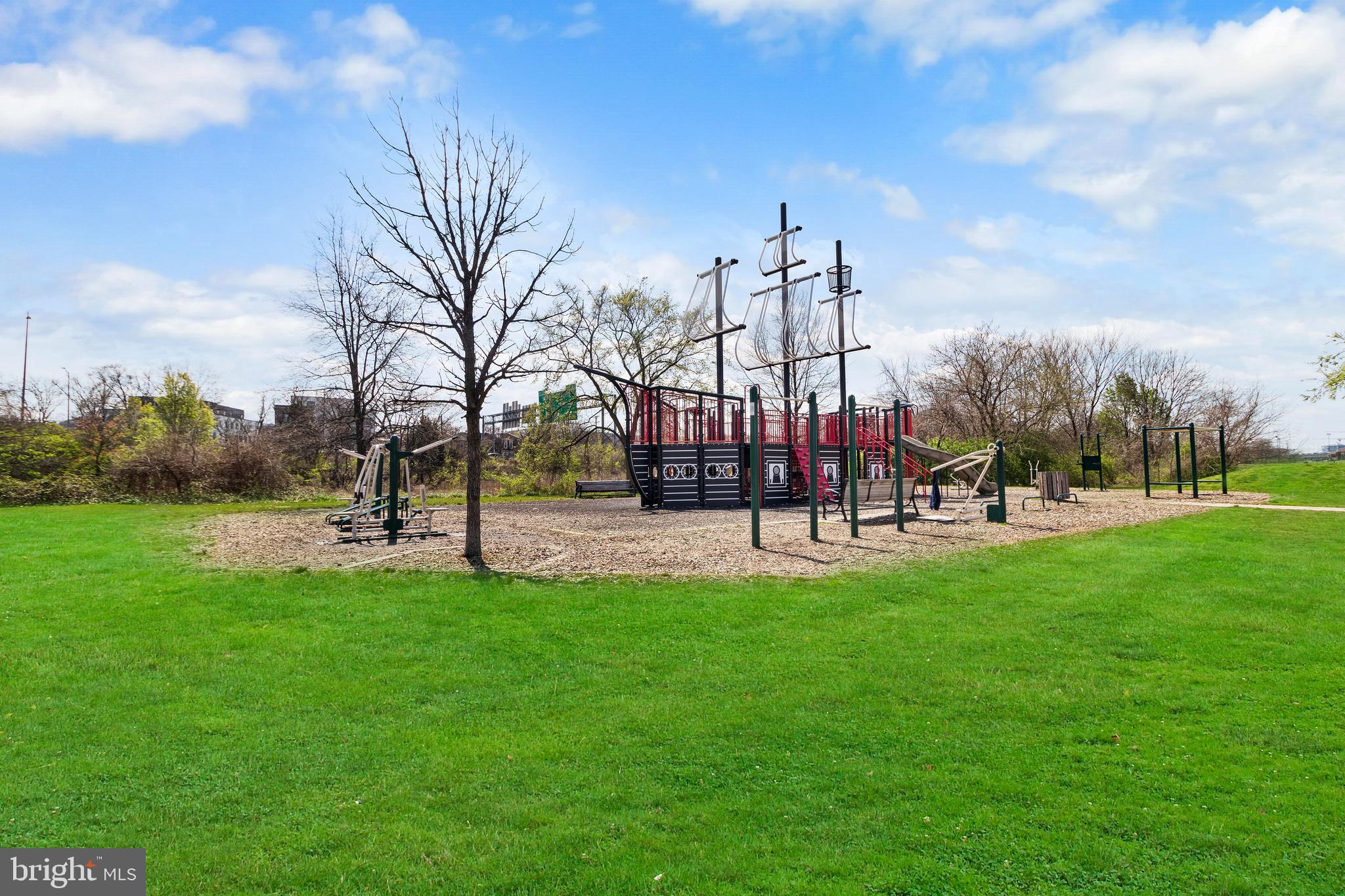 2235 PROUT STREET SE