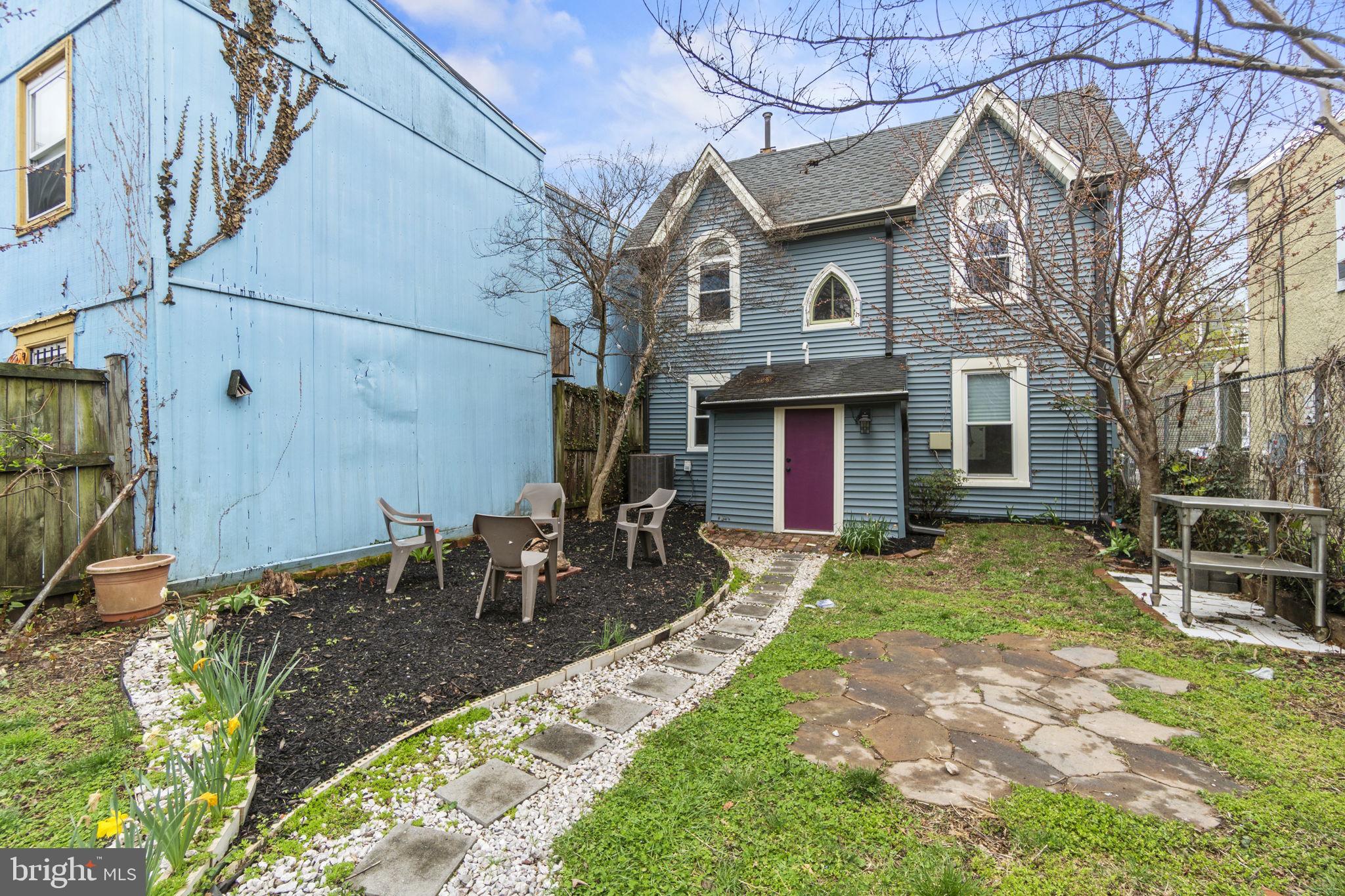 2235 PROUT STREET SE