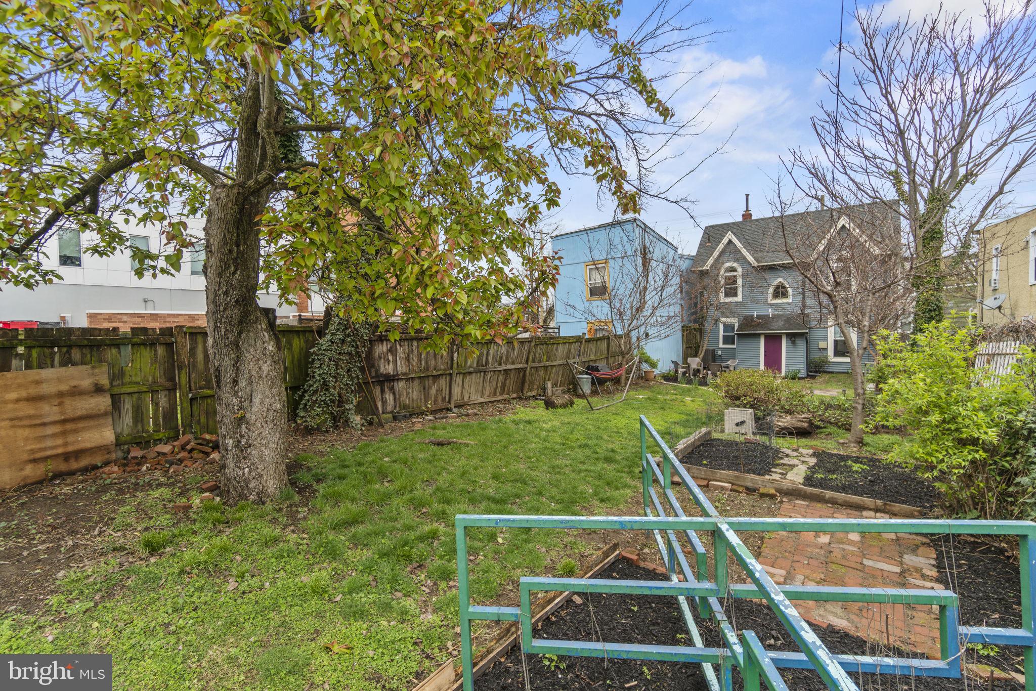 2235 PROUT STREET SE