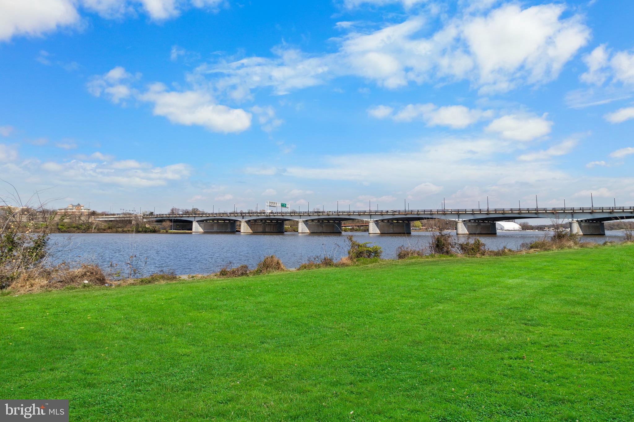 2235 PROUT STREET SE