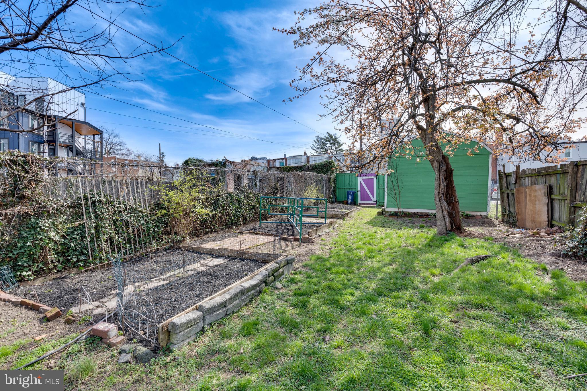 2235 PROUT STREET SE