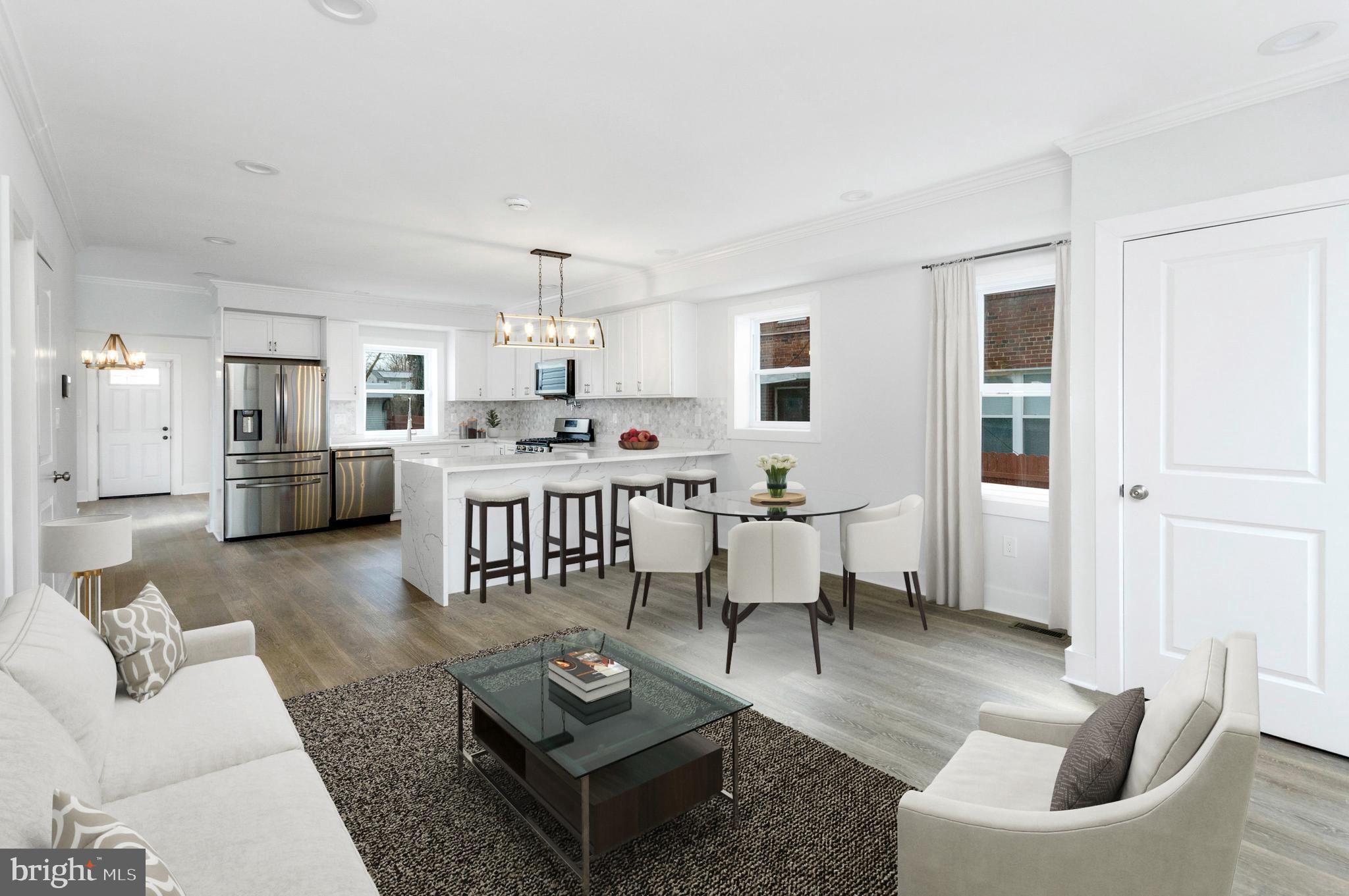 4815 MEADE STREET NE