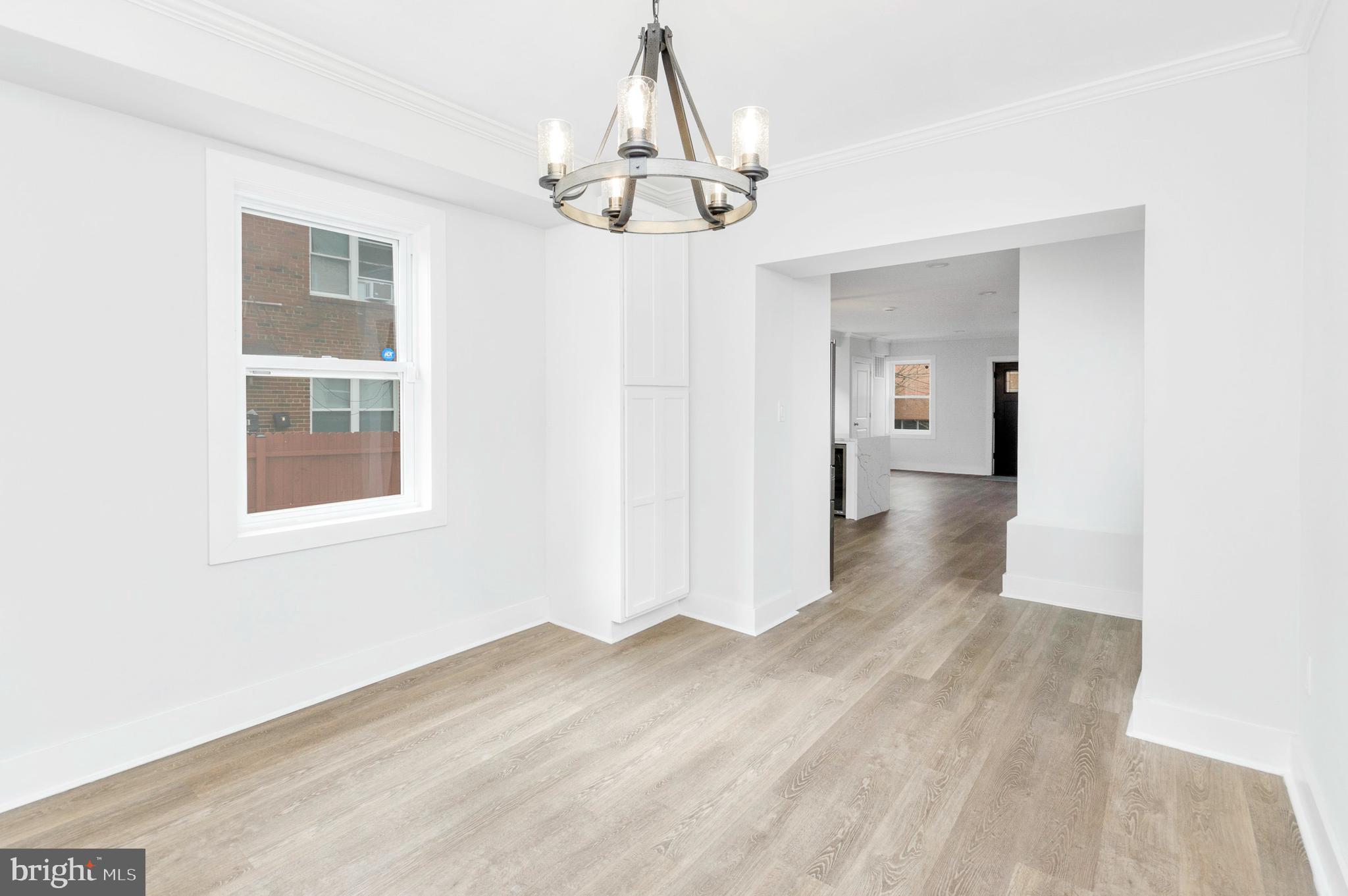 4815 MEADE STREET NE