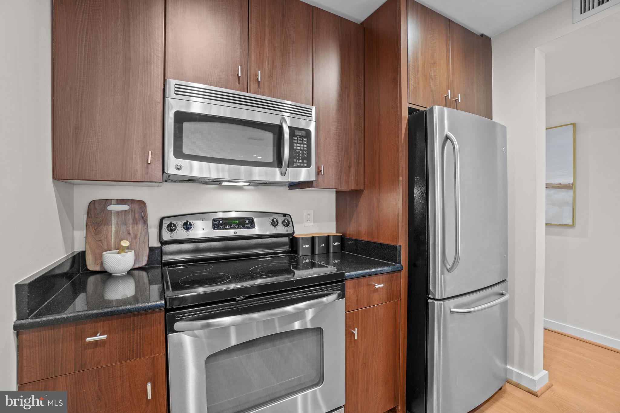 1423 NEWTON STREET NW 301