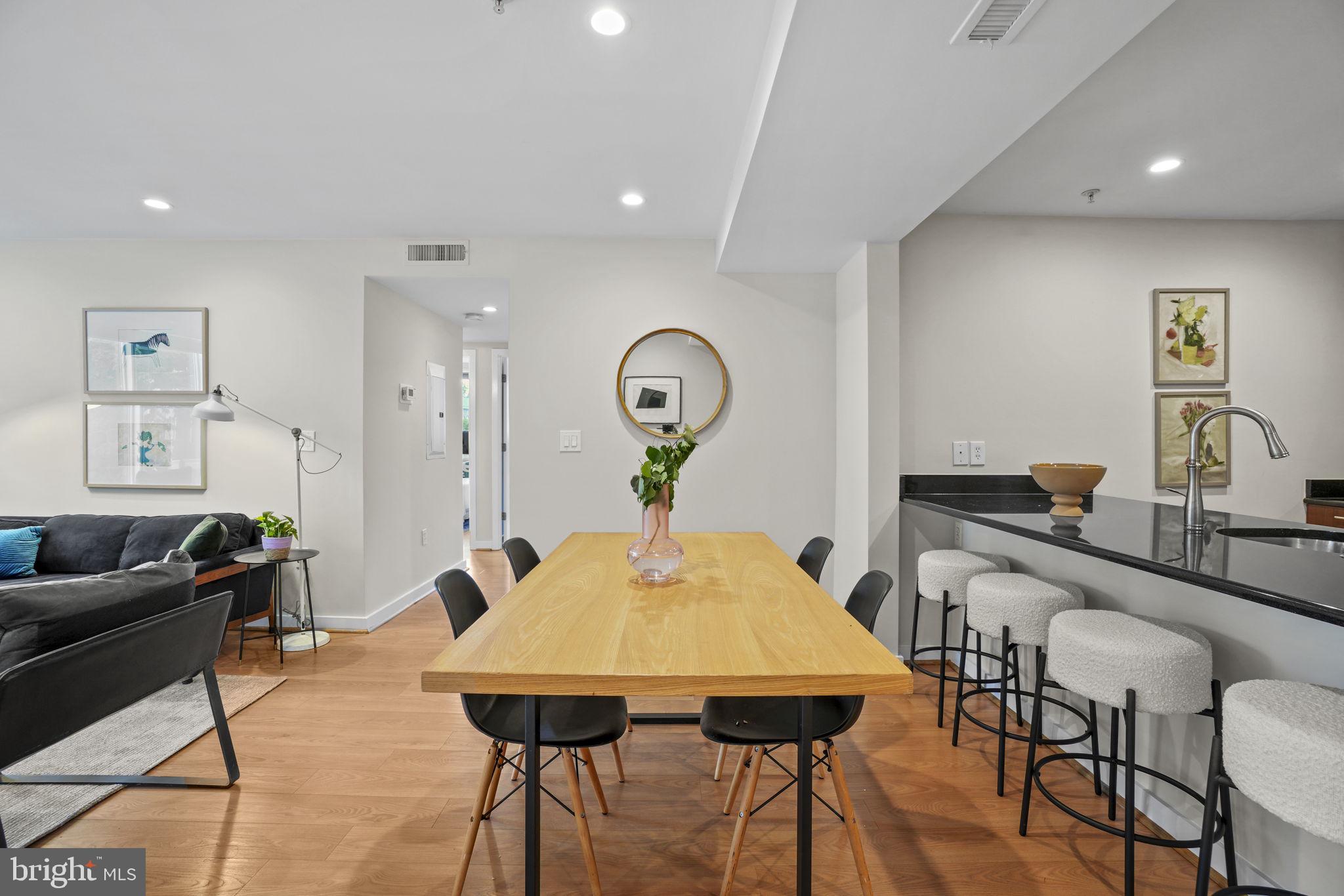1423 NEWTON STREET NW 301