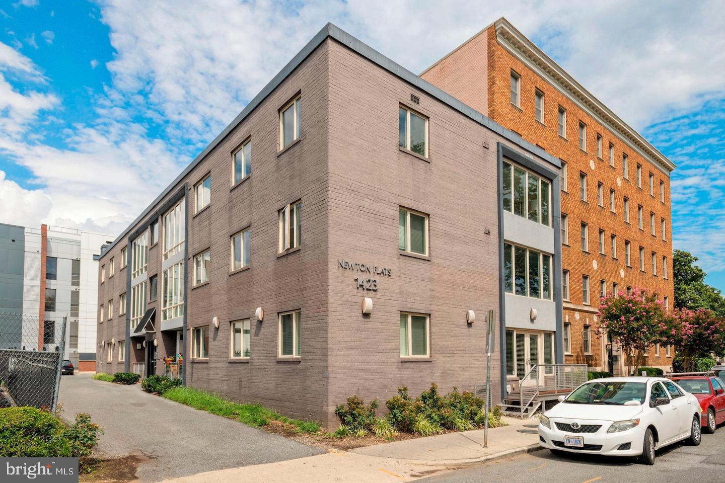 1423 NEWTON STREET NW 301