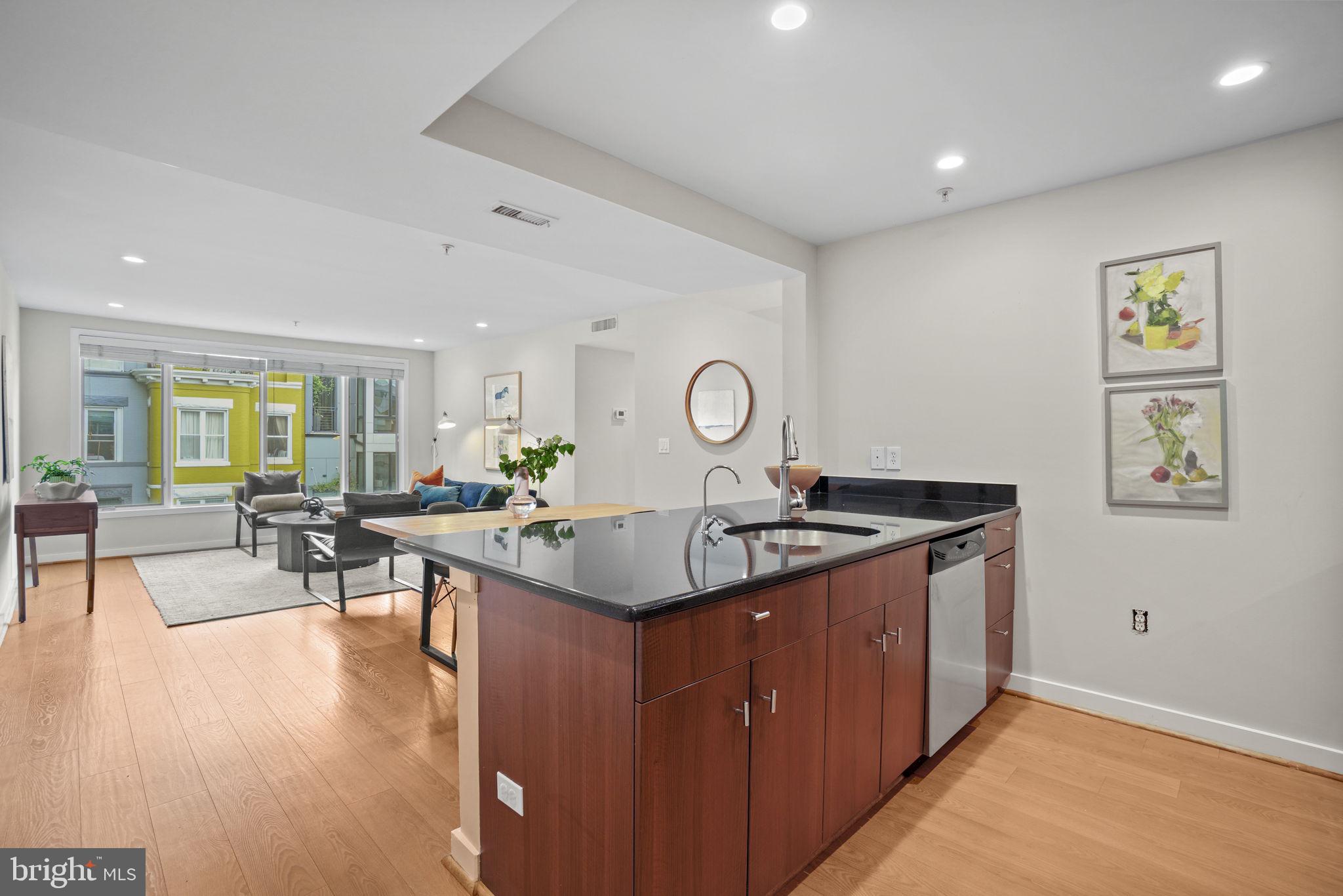 1423 NEWTON STREET NW 301