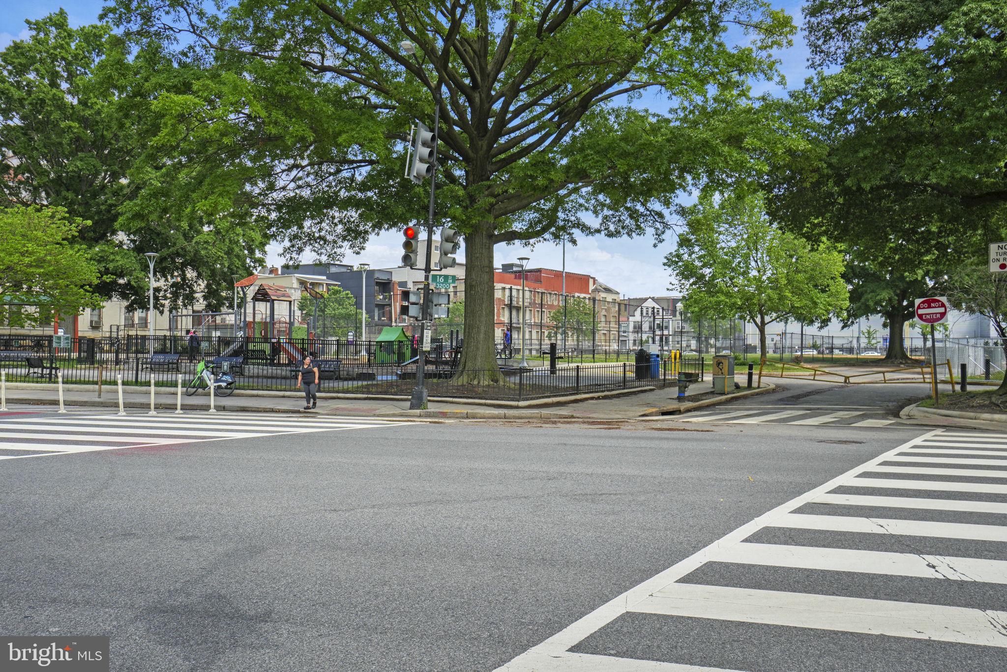 1423 NEWTON STREET NW 301