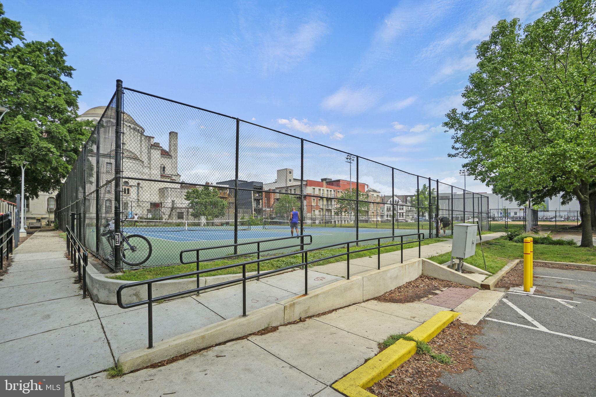1423 NEWTON STREET NW 301
