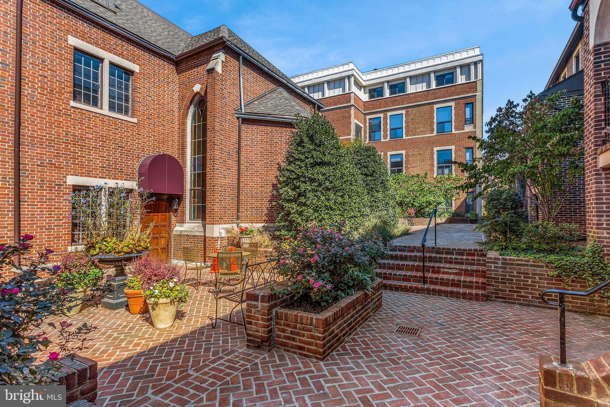 1715 15TH STREET NW 42