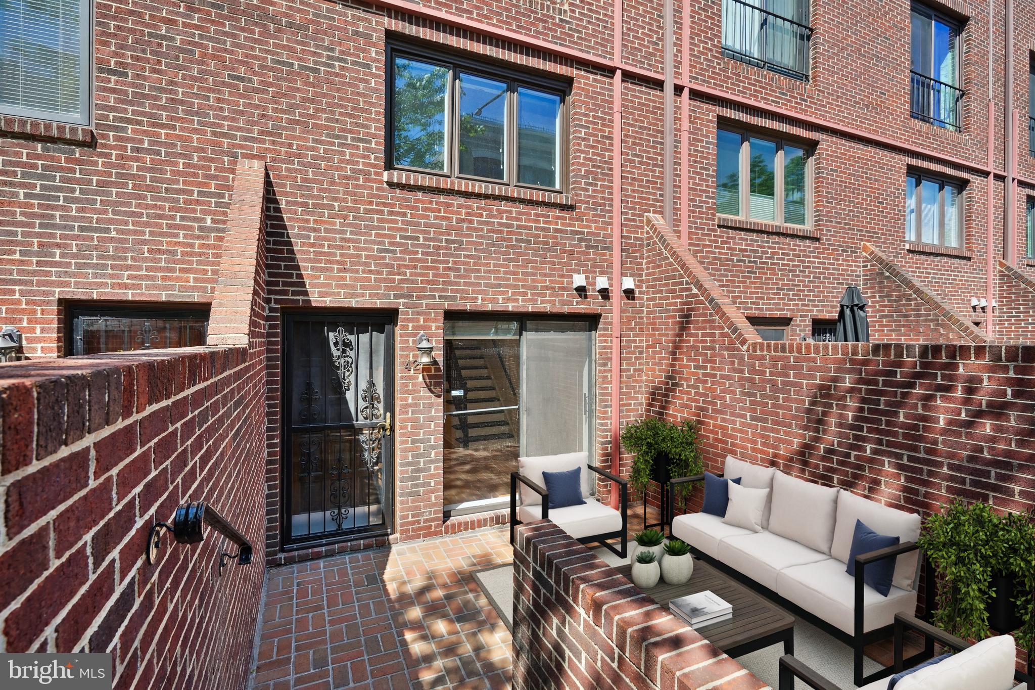 1715 15TH STREET NW 42