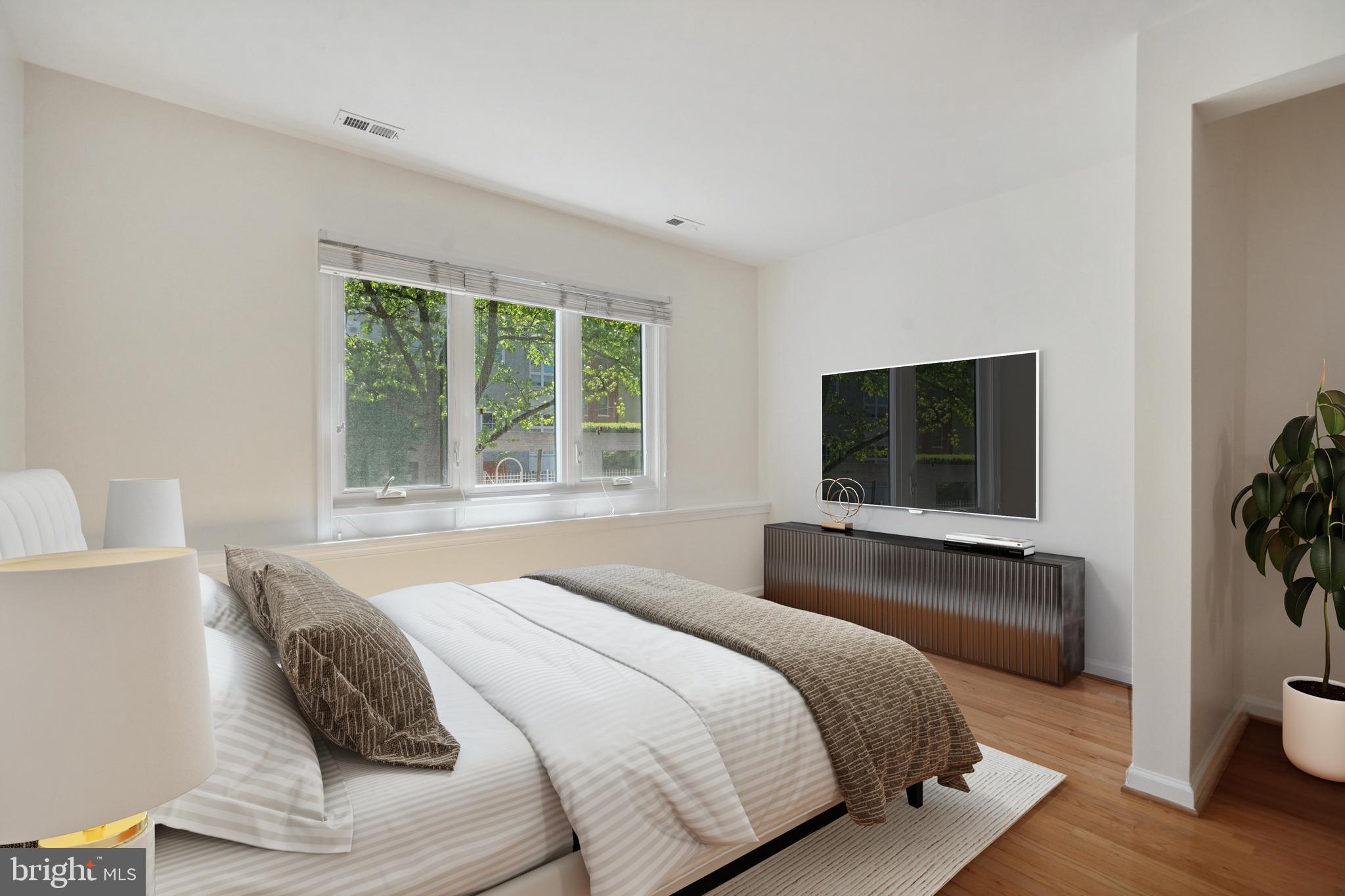 1715 15TH STREET NW 42