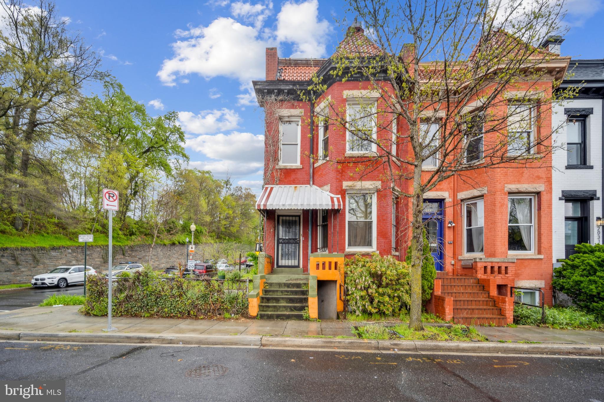 2035 N CAPITOL STREET NE
