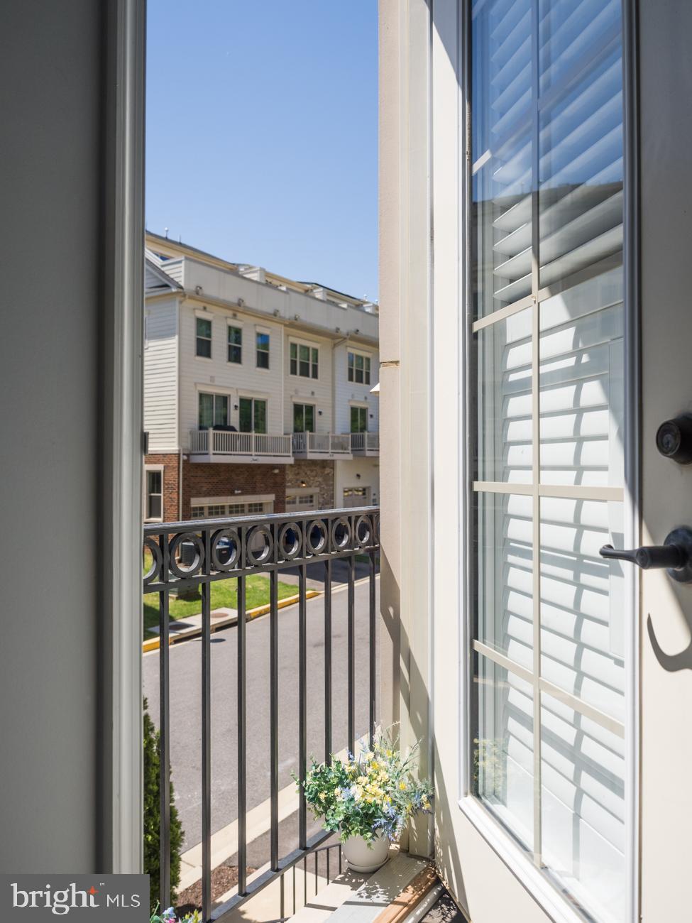 2634 COLEMAN LANE NE