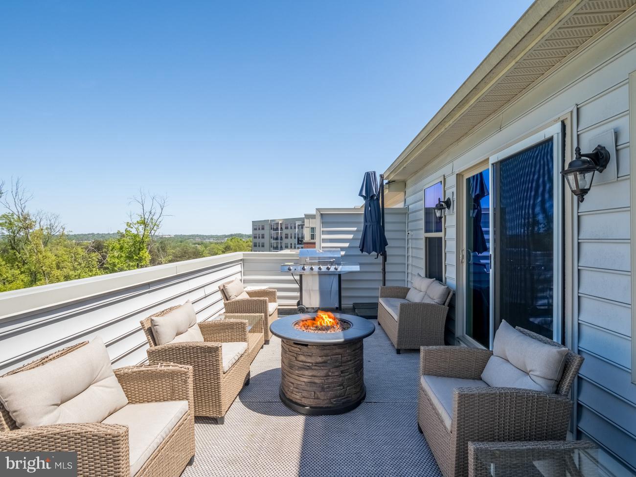 2634 COLEMAN LANE NE