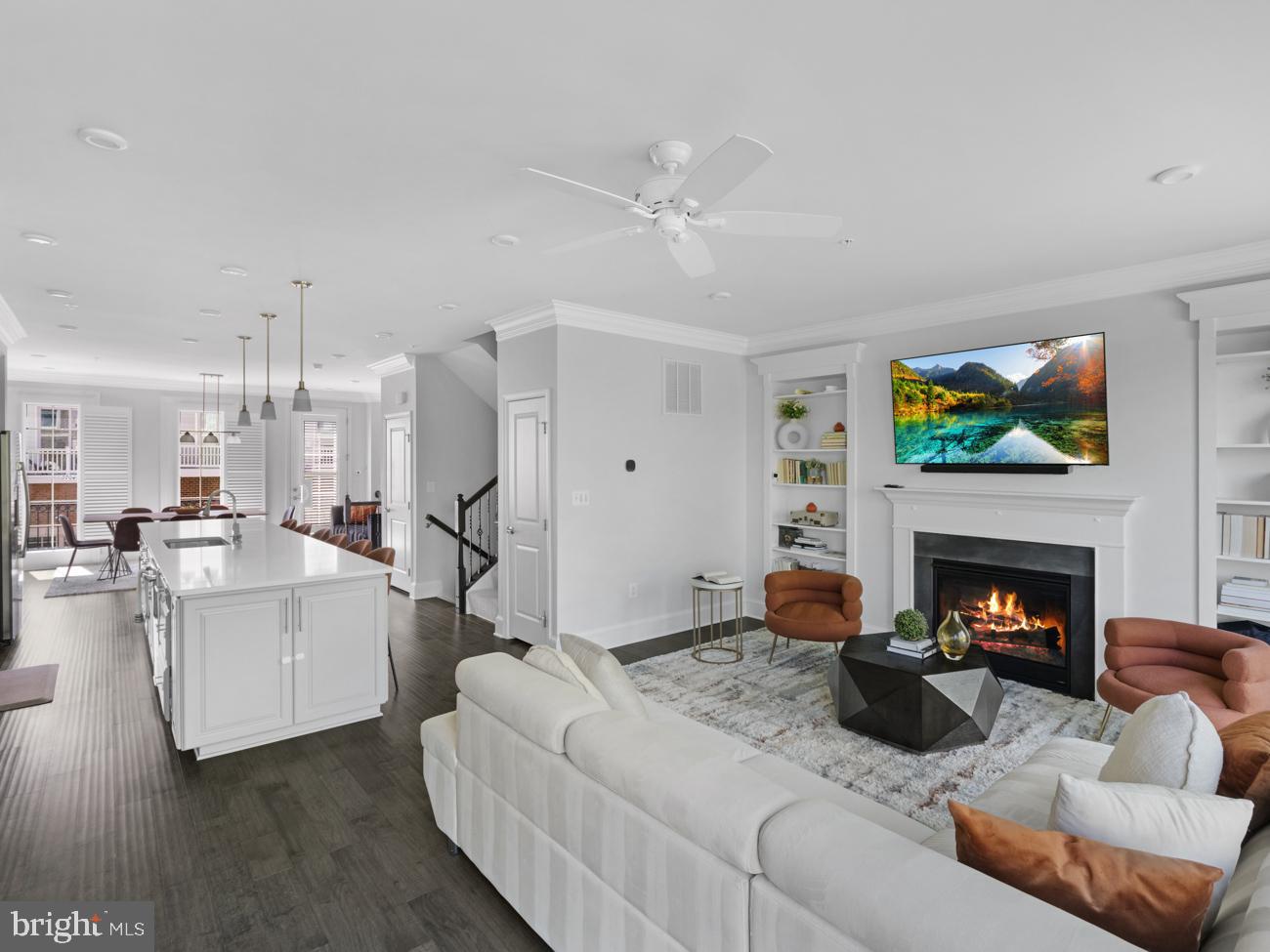 2634 COLEMAN LANE NE