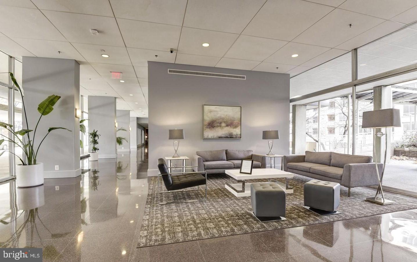 800 4TH STREET SW N118