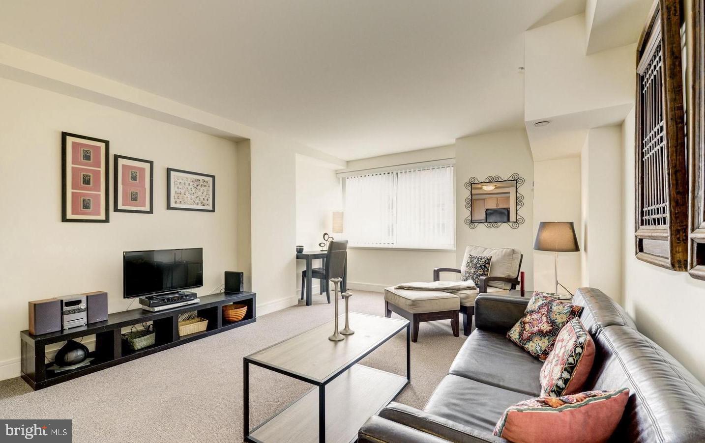 800 4TH STREET SW N118