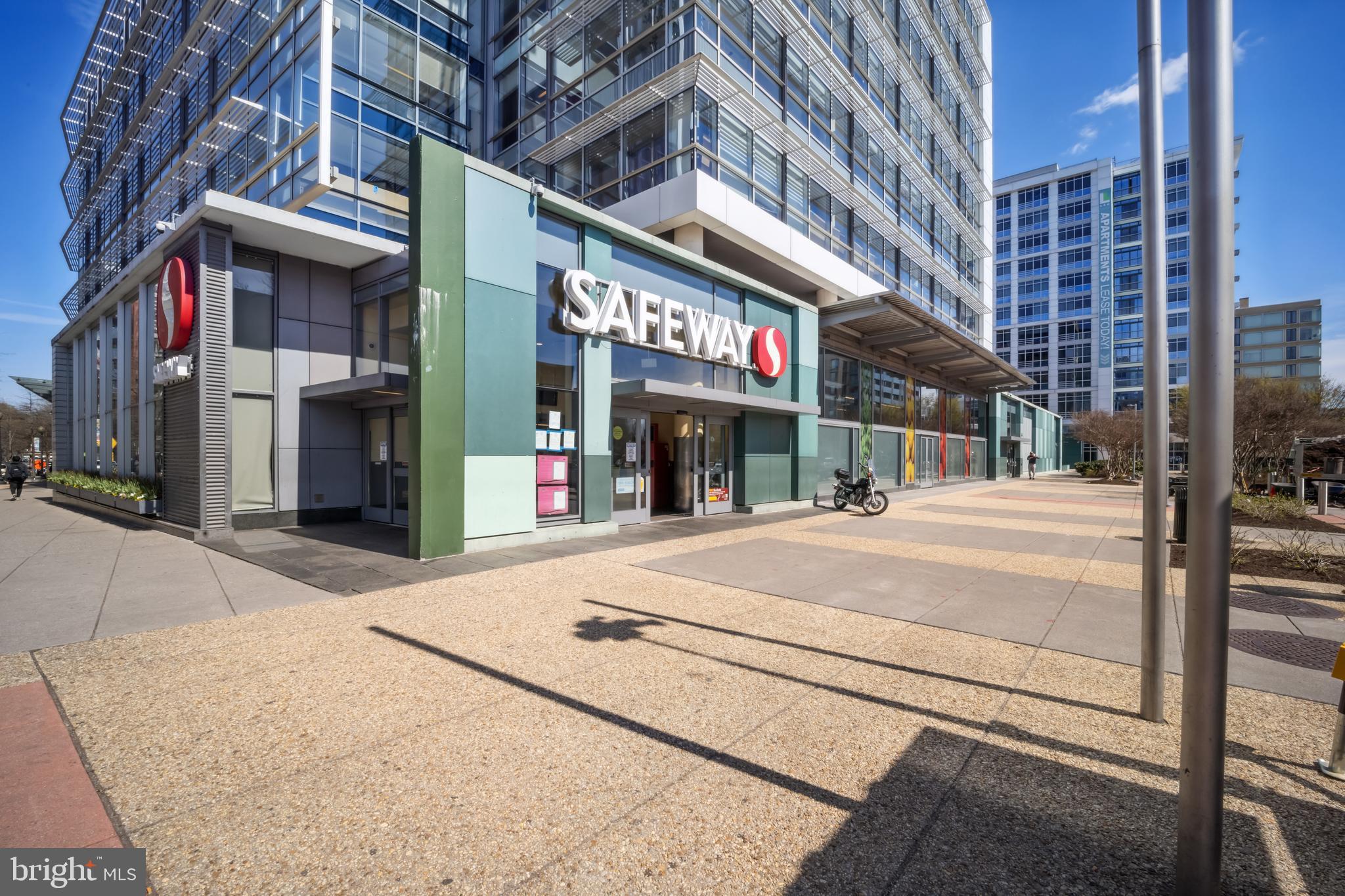 1435 4TH STREET SW B507