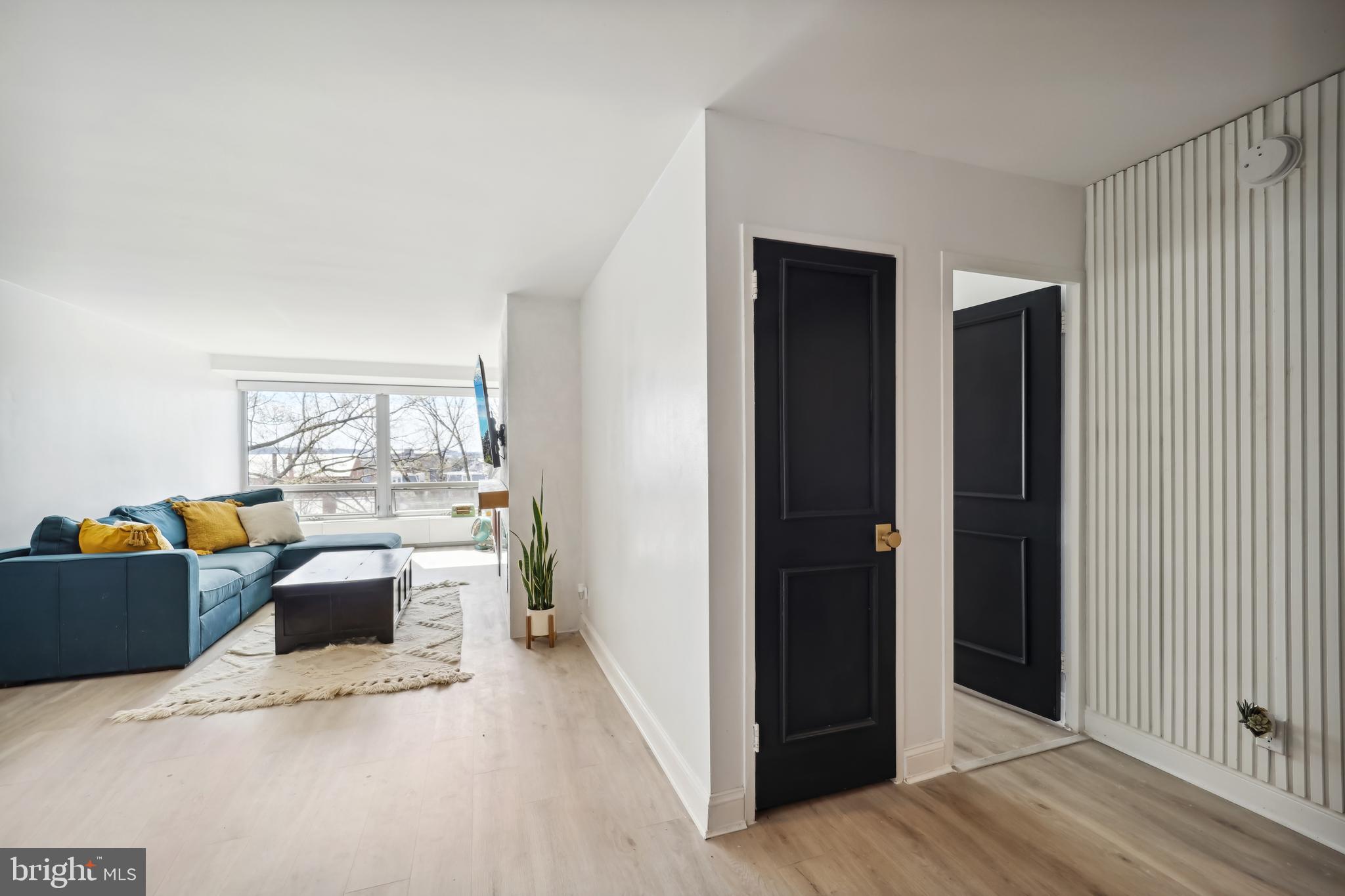 1435 4TH STREET SW B507