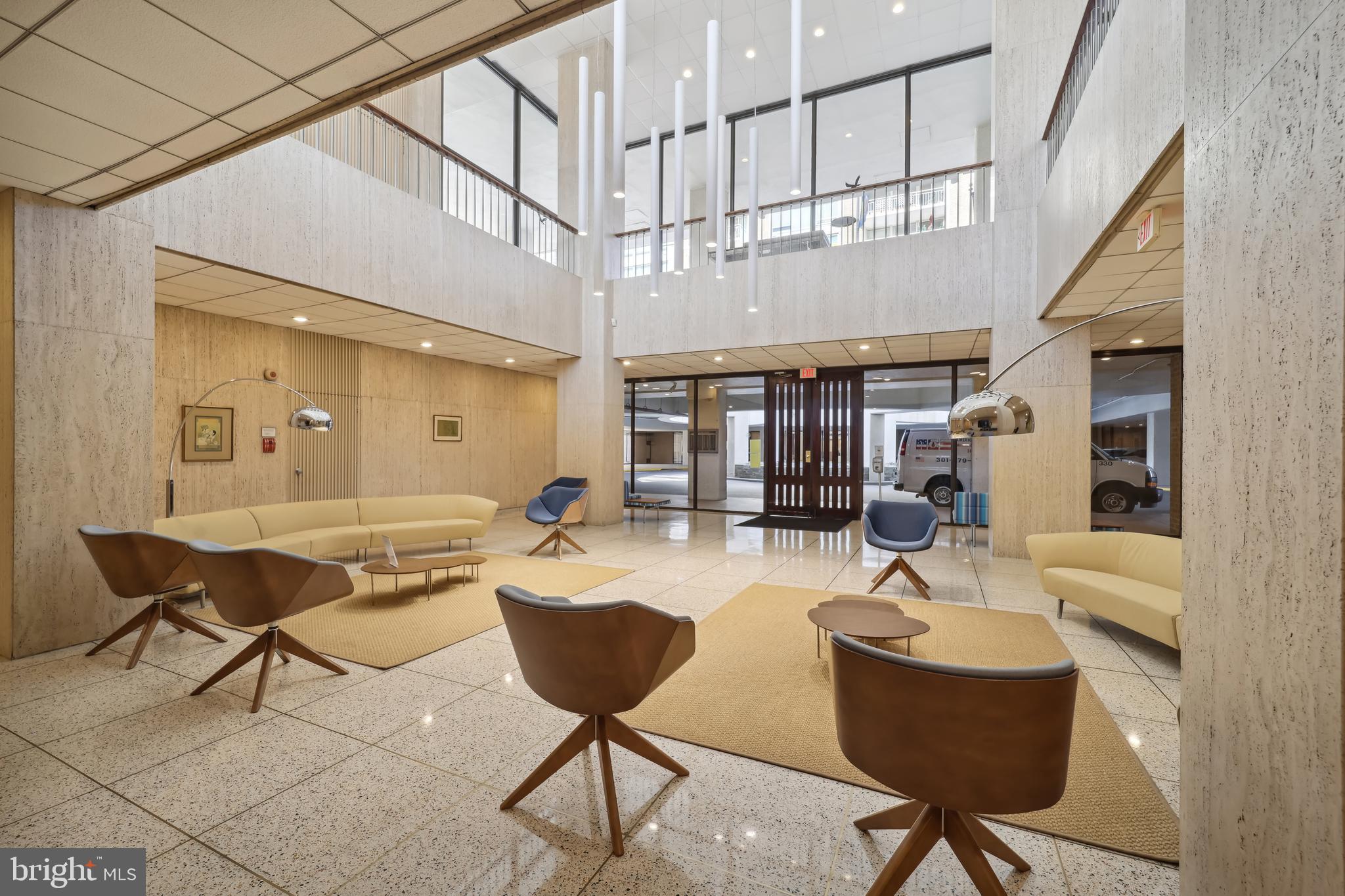 1435 4TH STREET SW B507