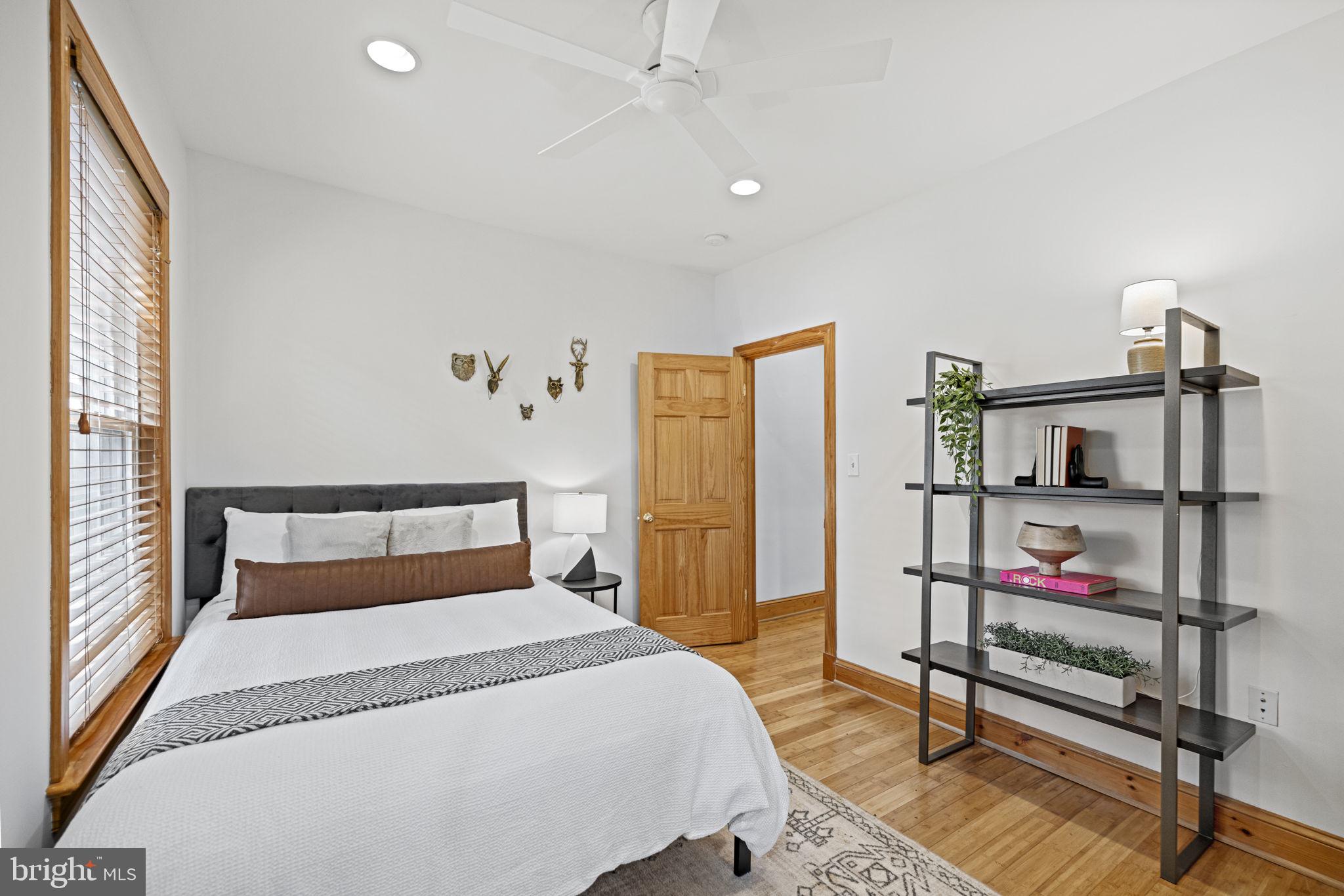1504 10TH STREET NW