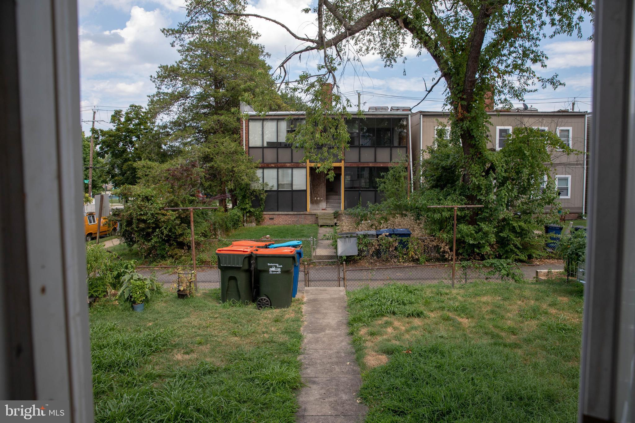 3935 9TH STREET NE 4