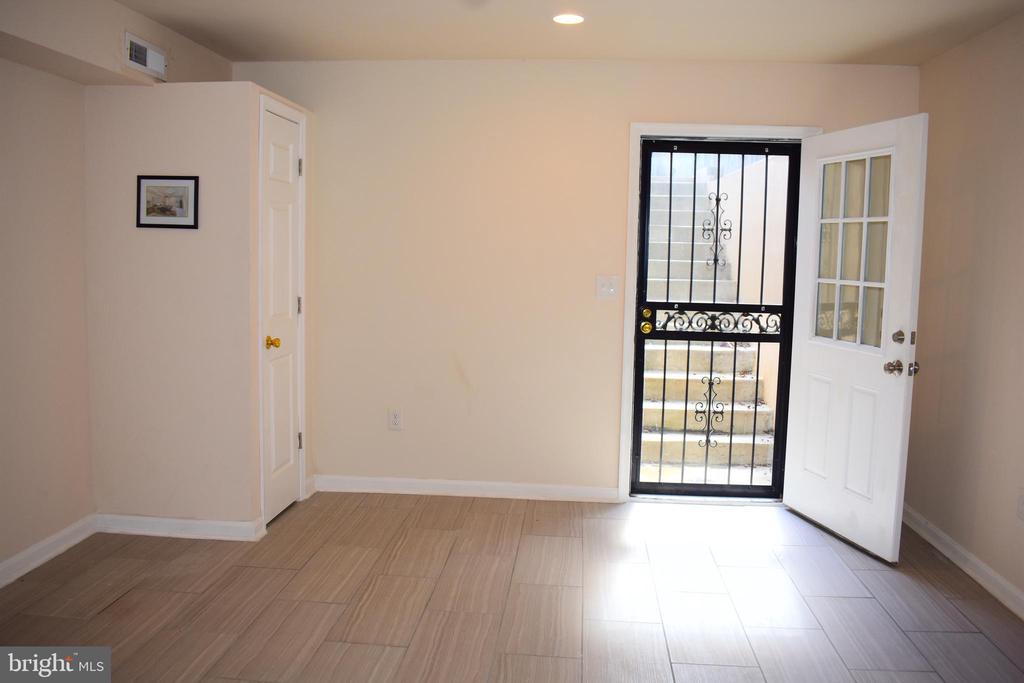 812 DECATUR STREET 1/2 NW