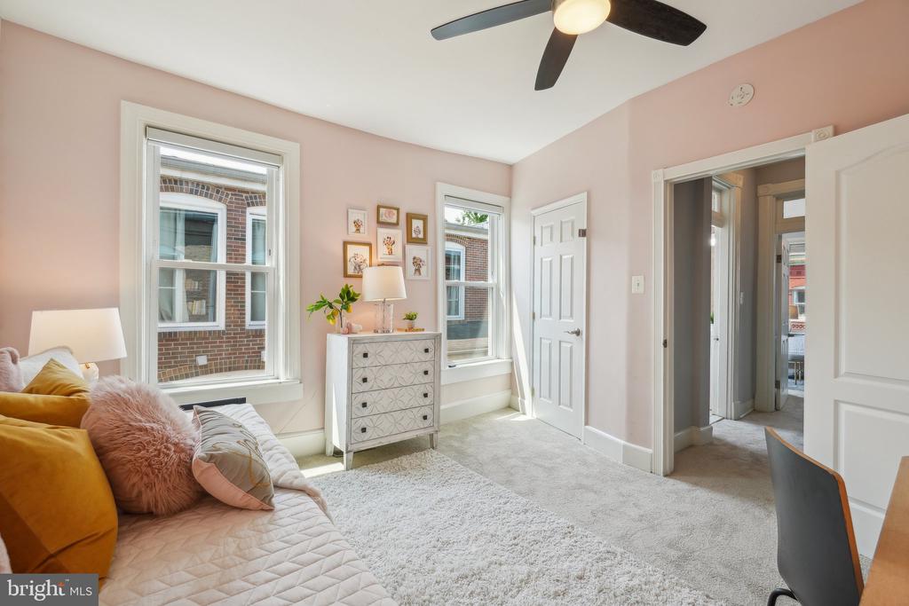 1811 4TH STREET NW