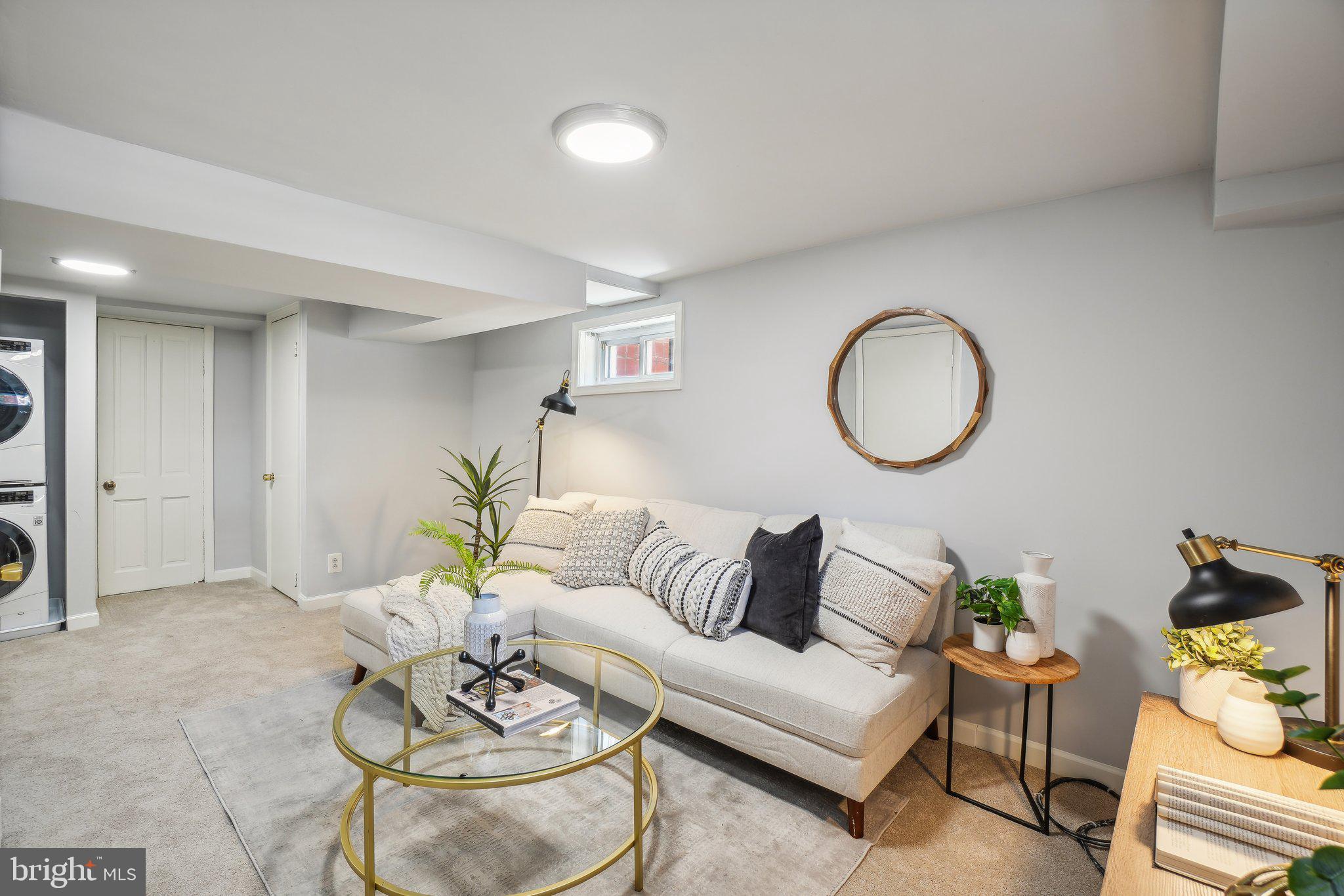 1811 4TH STREET NW