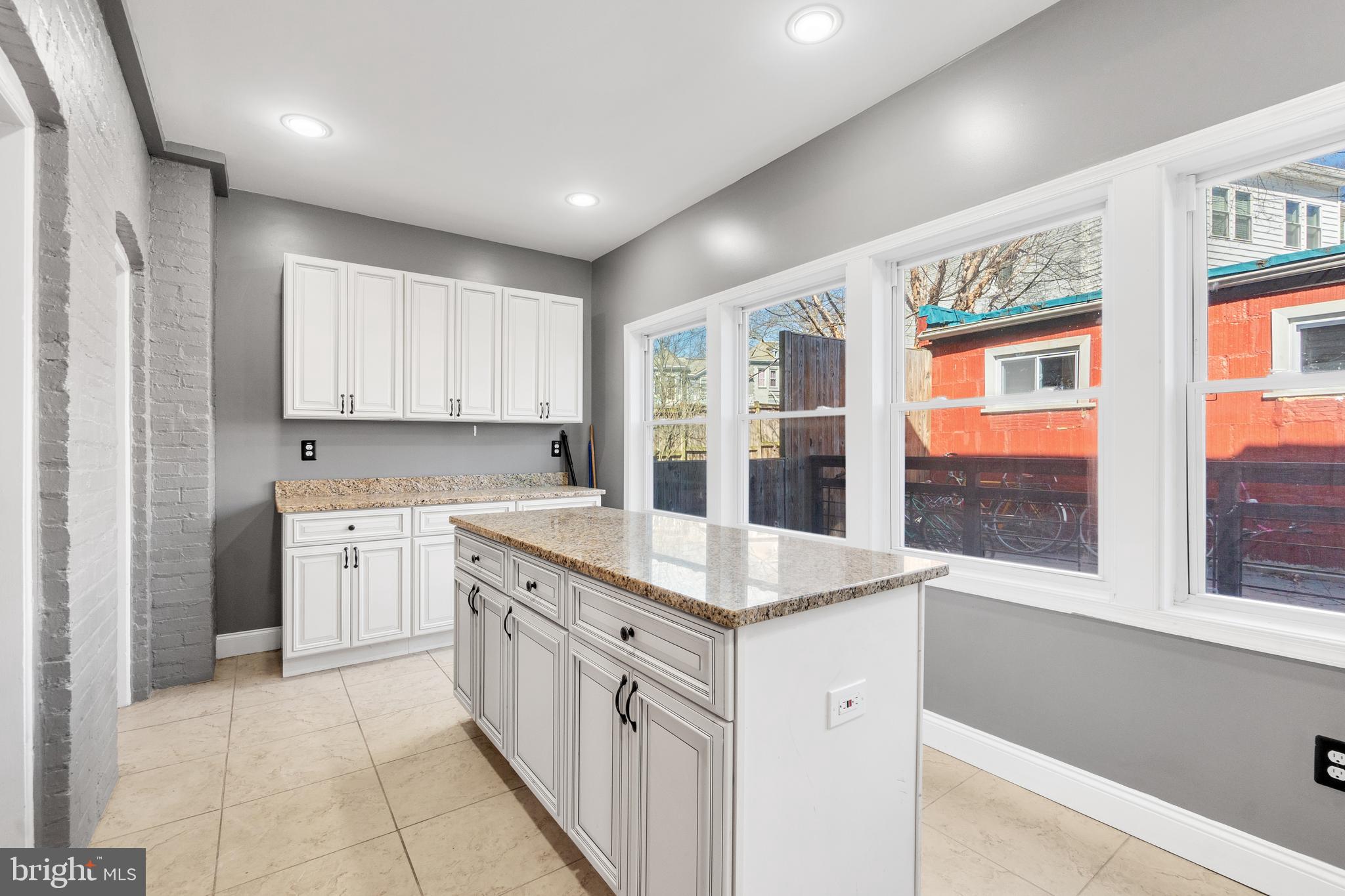 3921 ILLINOIS AVENUE NW