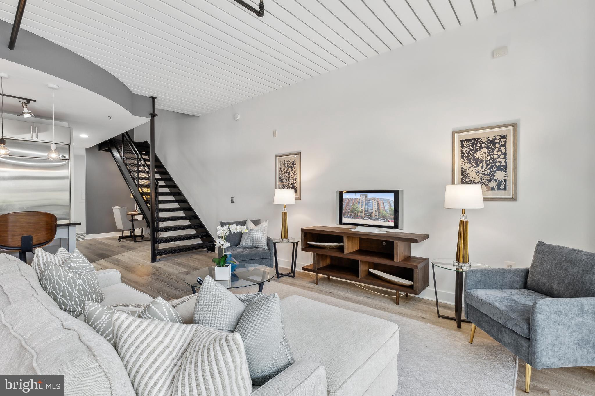 2125 14TH STREET NW 327W