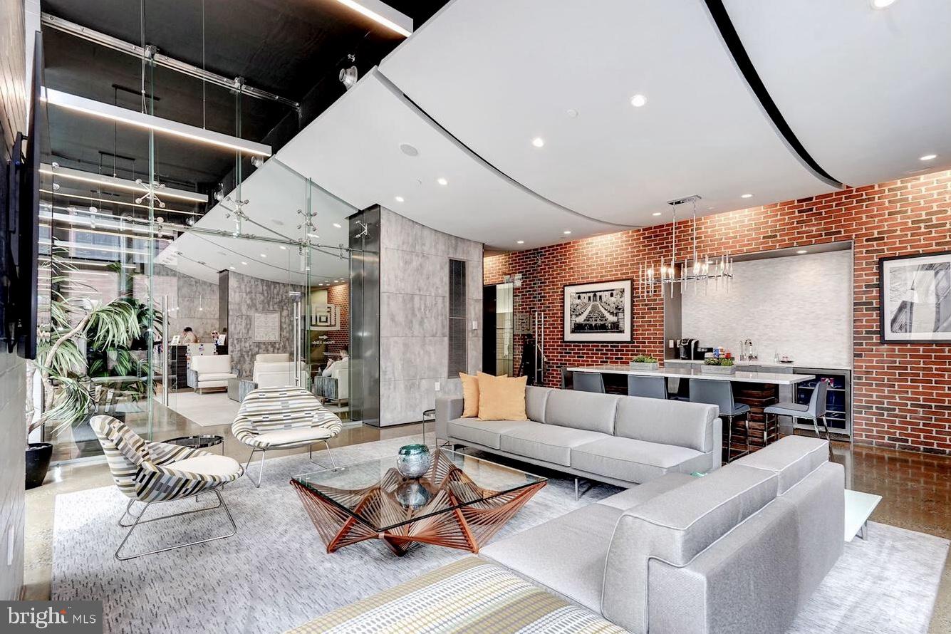 2125 14TH STREET NW 327W