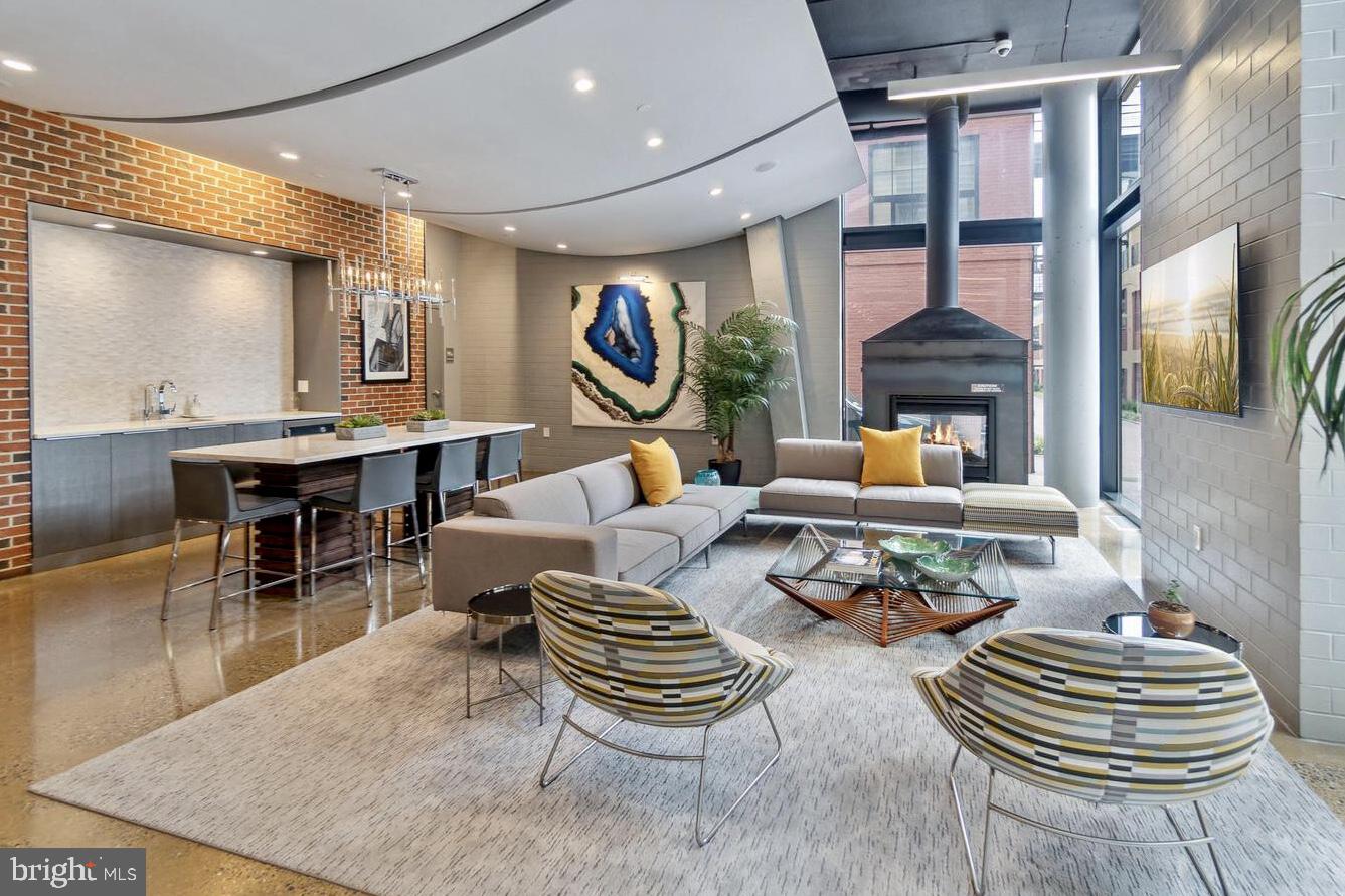 2125 14TH STREET NW 327W