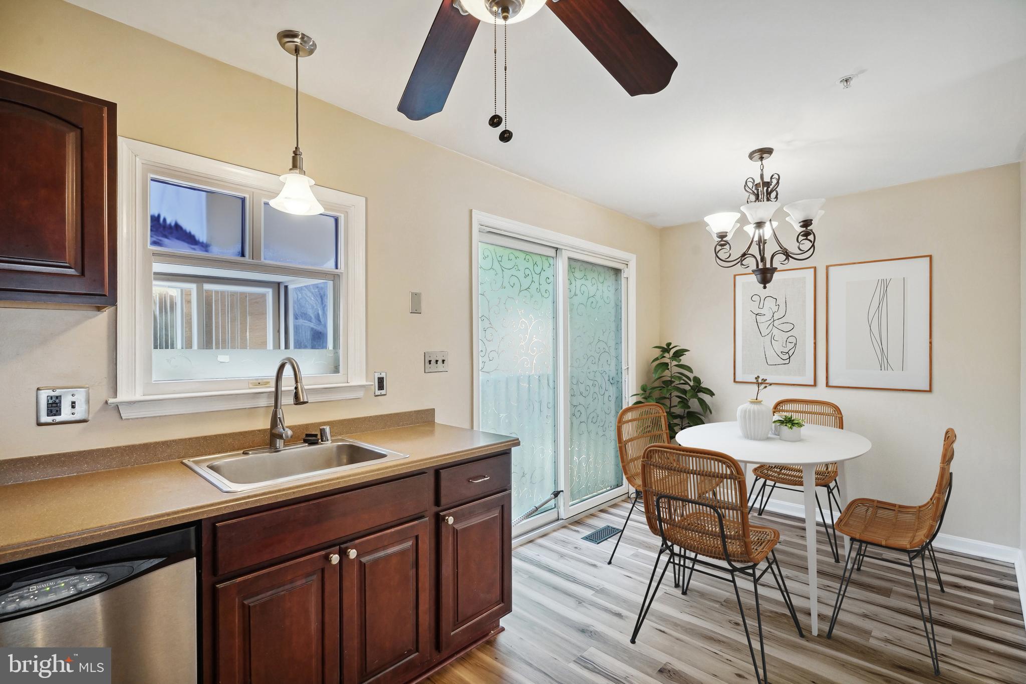 843 BARNABY STREET SE