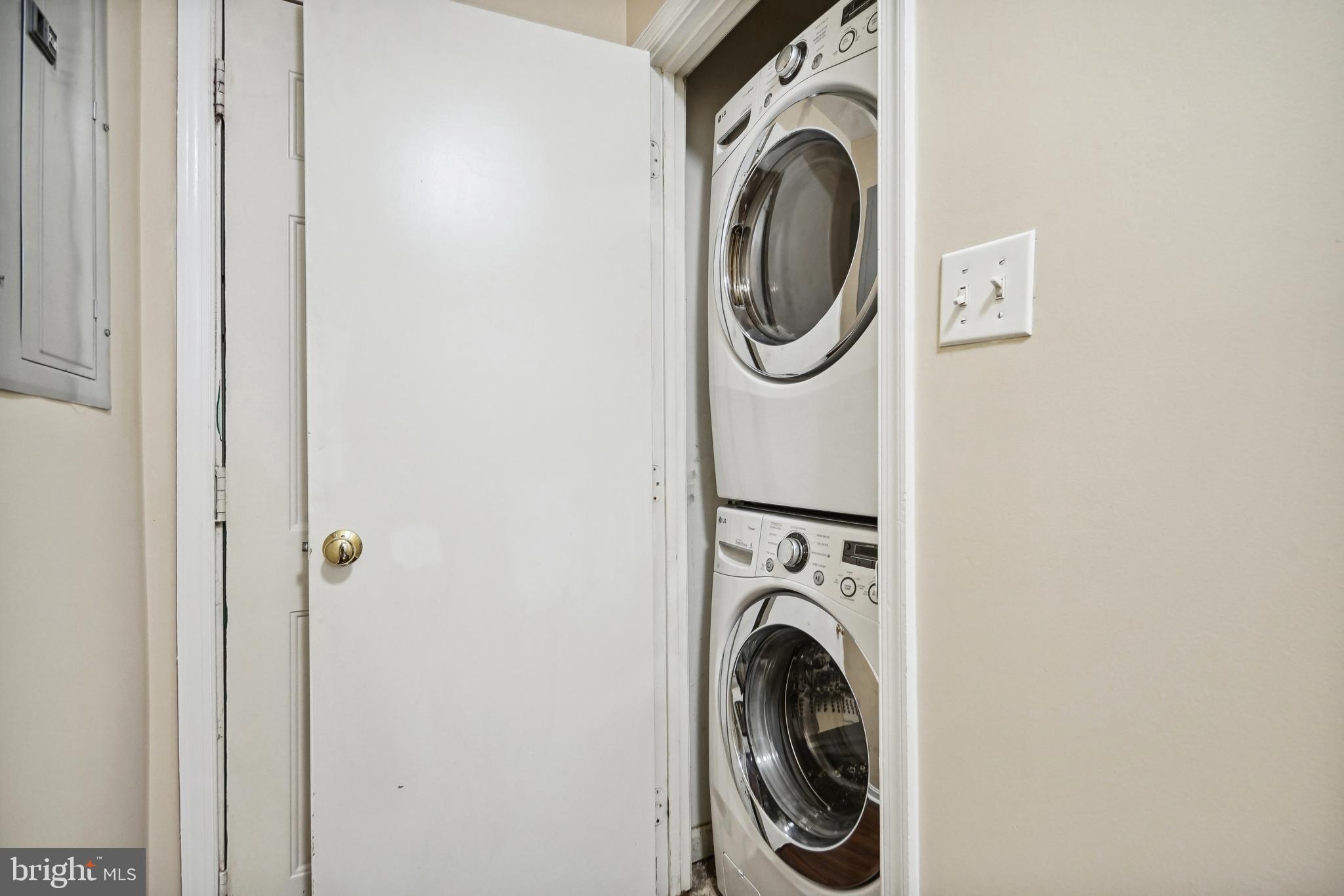 843 BARNABY STREET SE