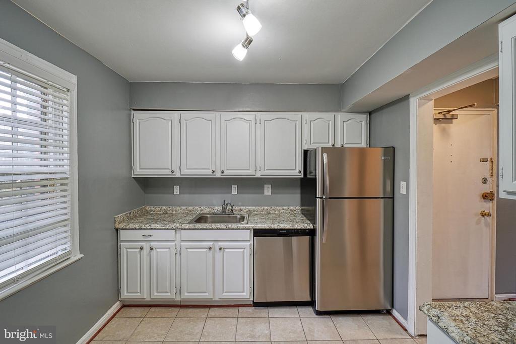 2139 SUITLAND TERRACE SE 101