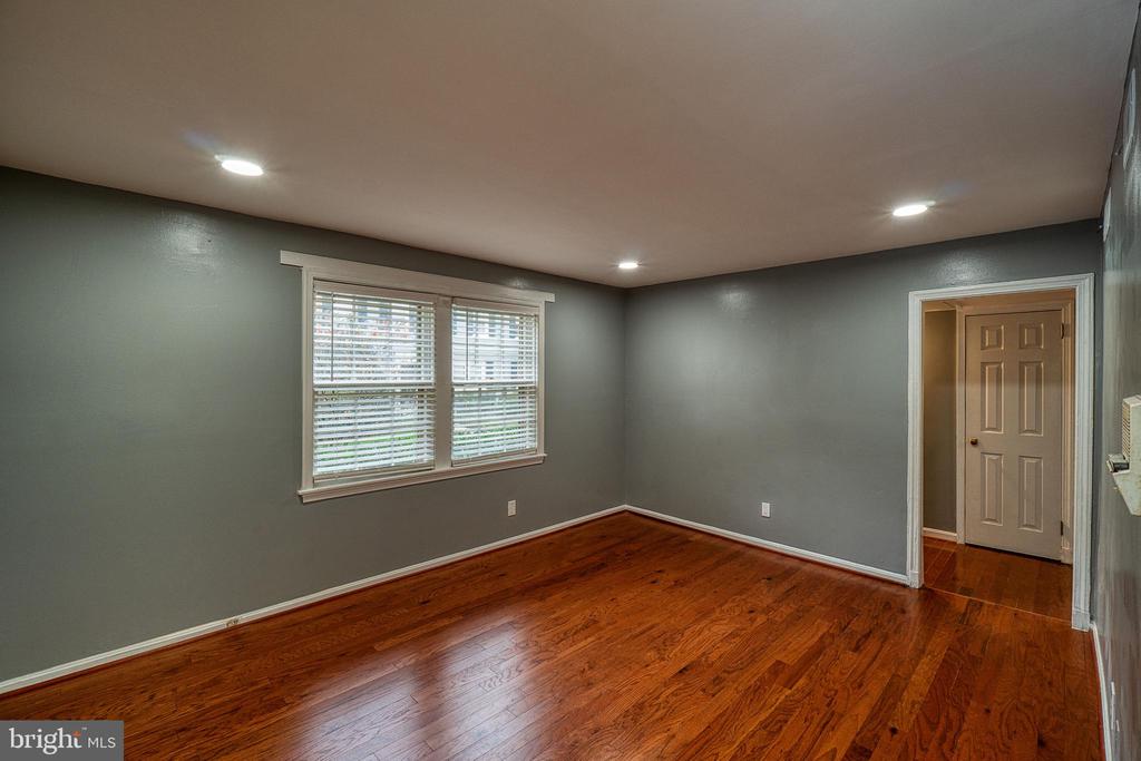 2139 SUITLAND TERRACE SE 101