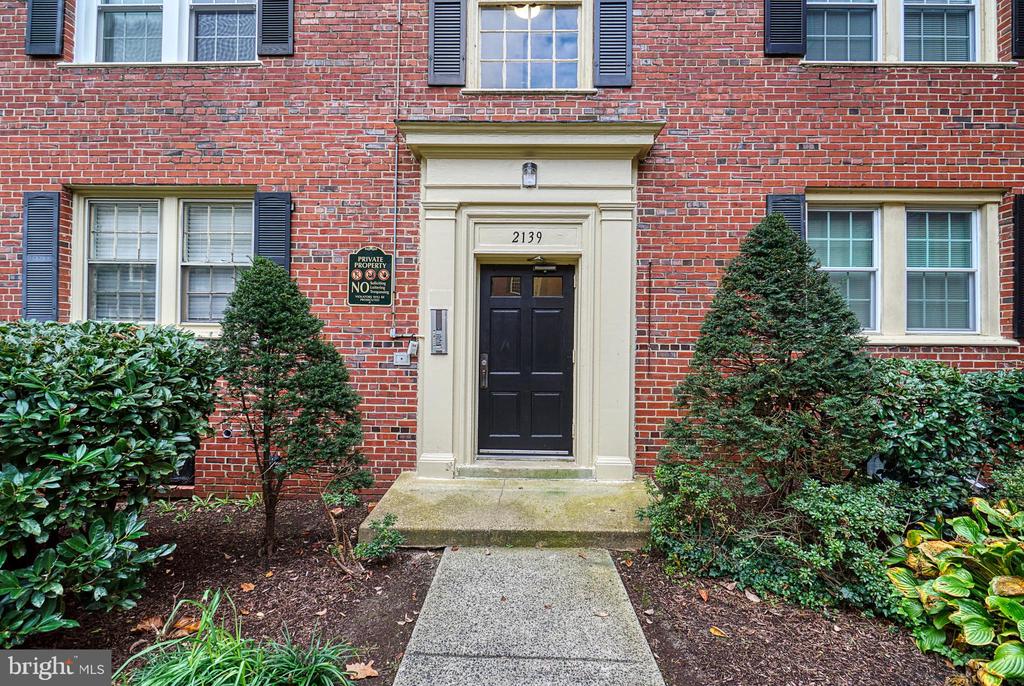 2139 SUITLAND TERRACE SE 101